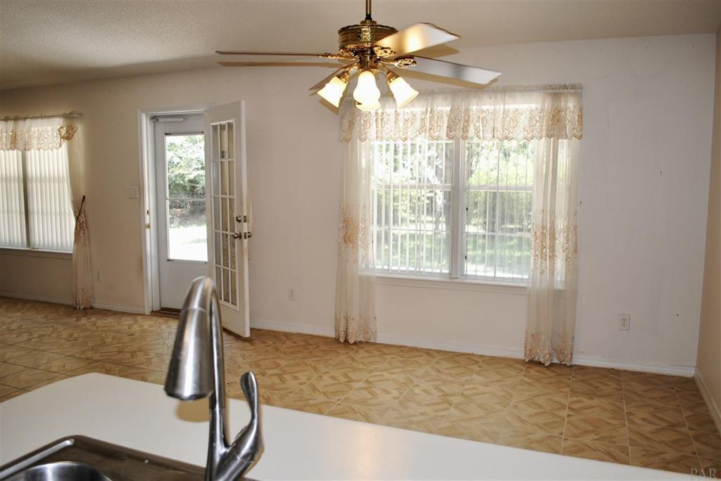 BISCAYNE POINTE - Residential