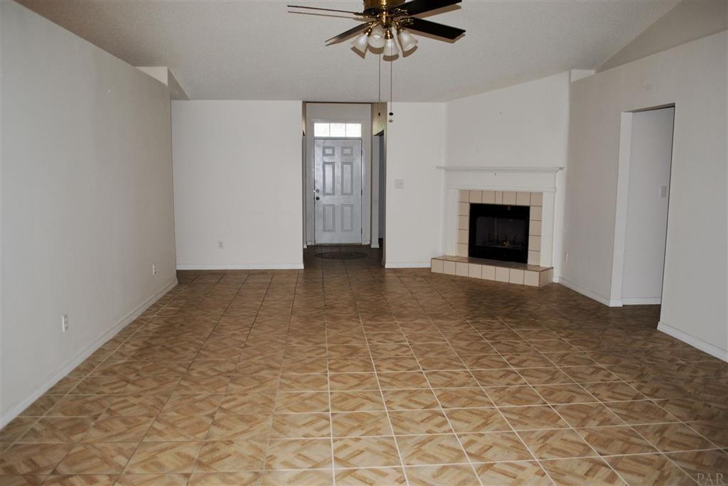 BISCAYNE POINTE - Residential