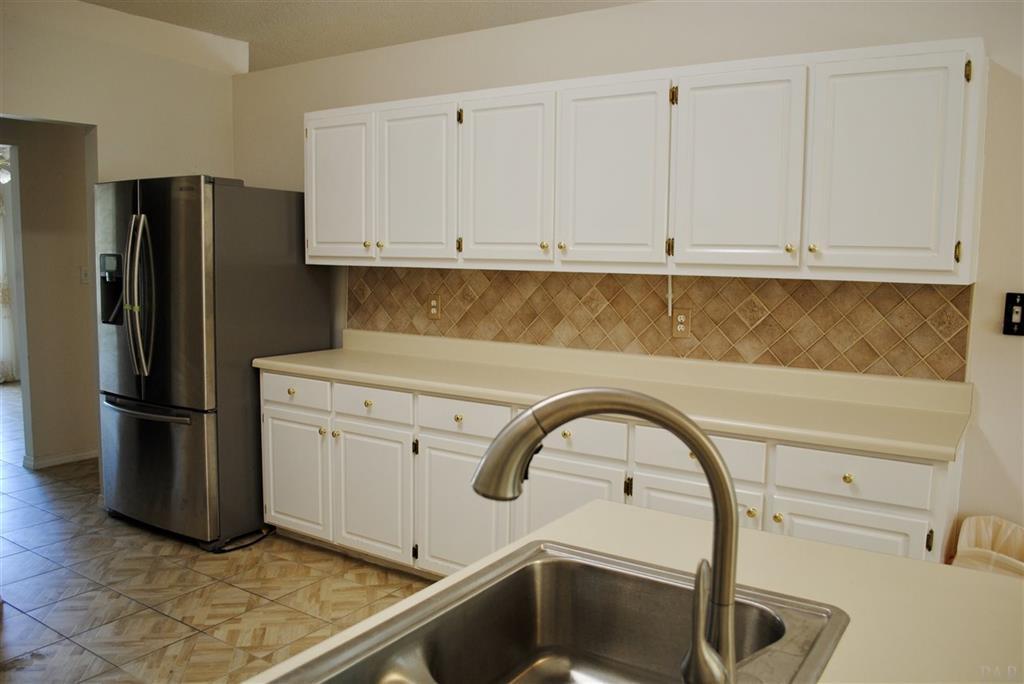 BISCAYNE POINTE - Residential