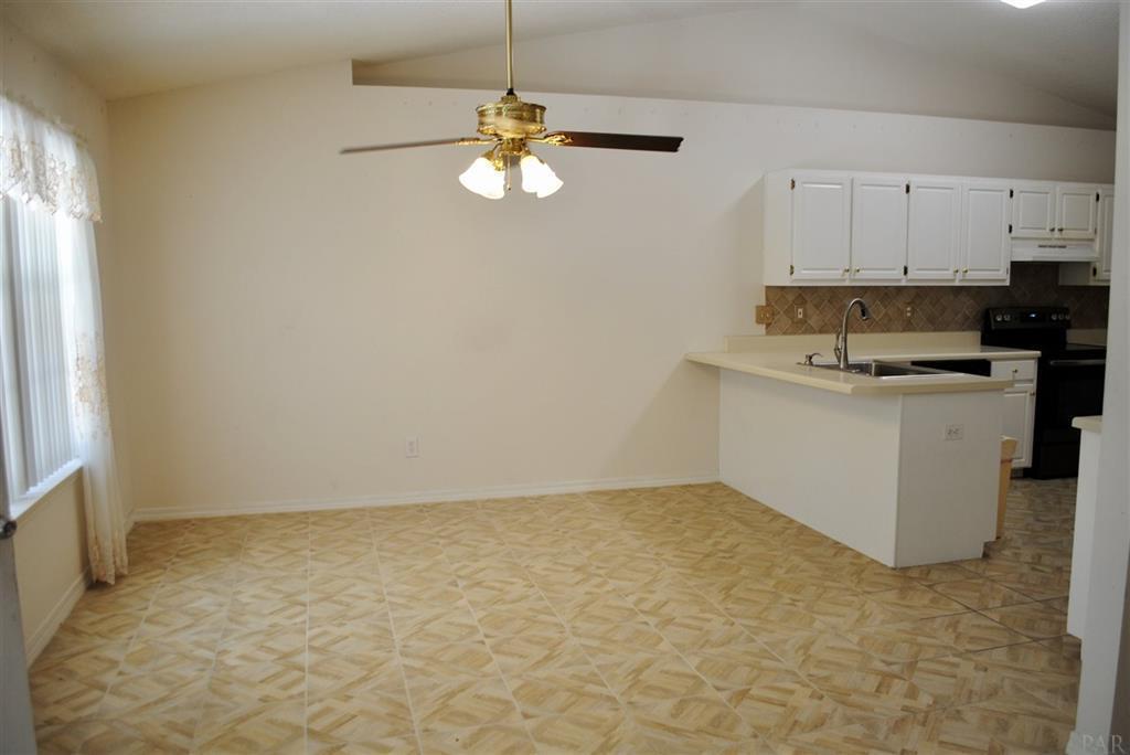 BISCAYNE POINTE - Residential