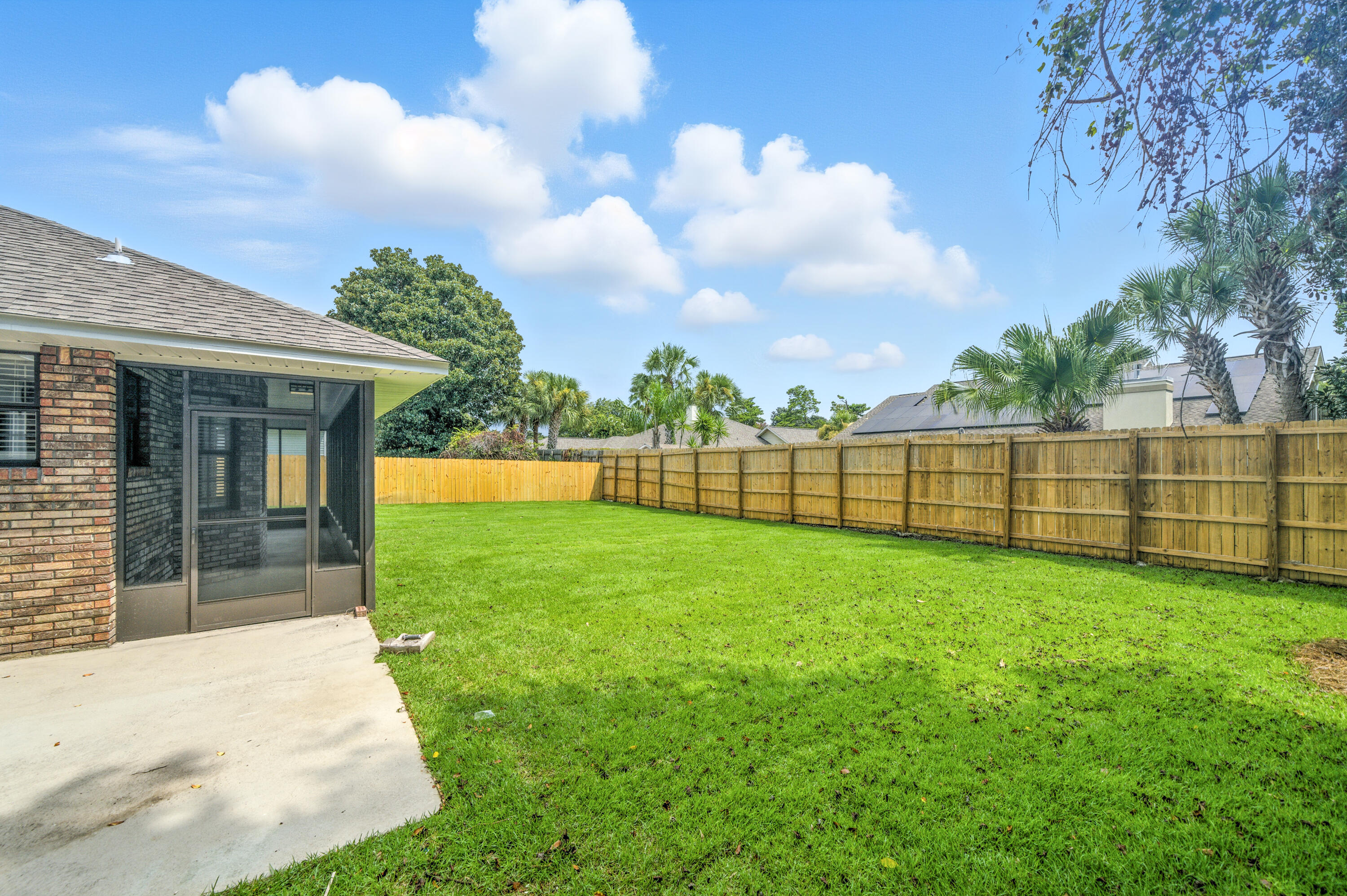 KELL-AIRE GARDENS - Residential