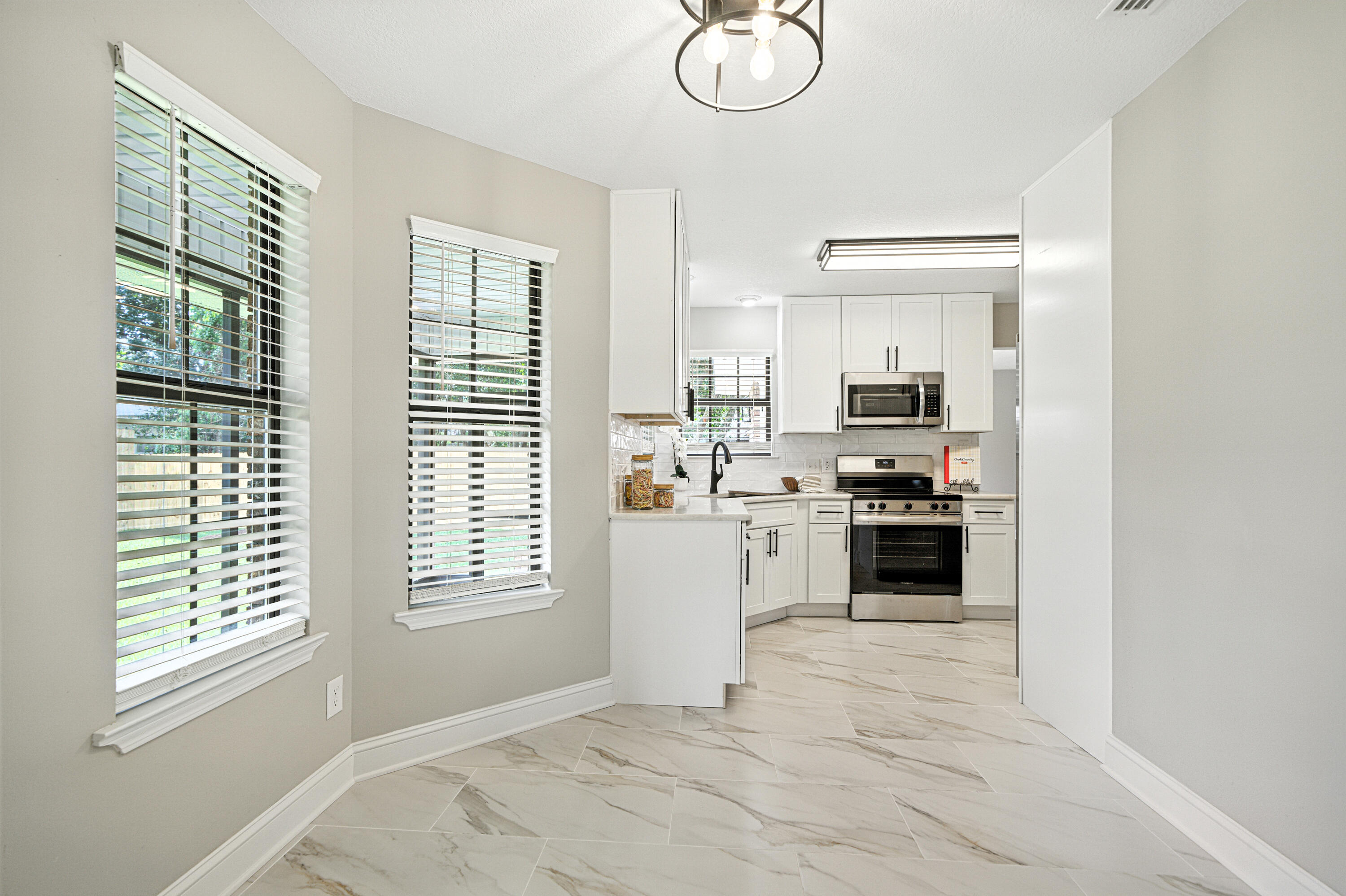 KELL-AIRE GARDENS - Residential