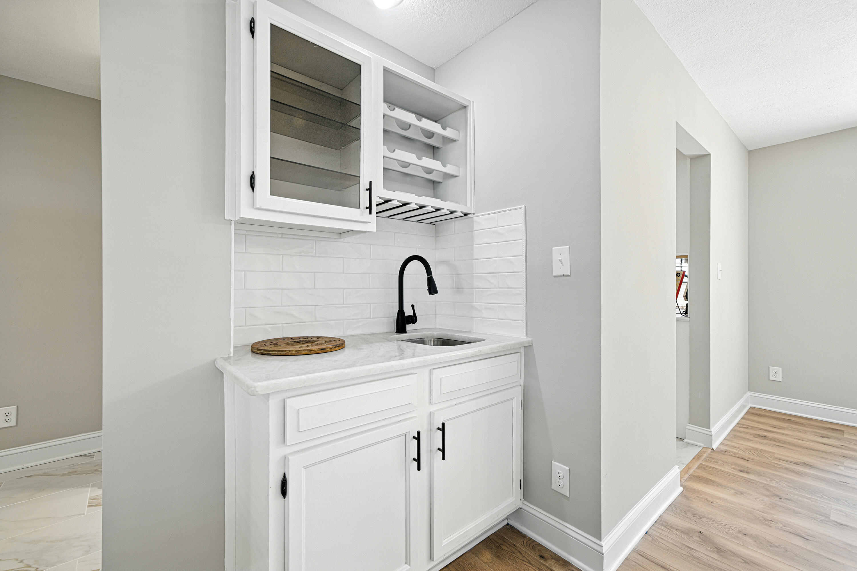 KELL-AIRE GARDENS - Residential