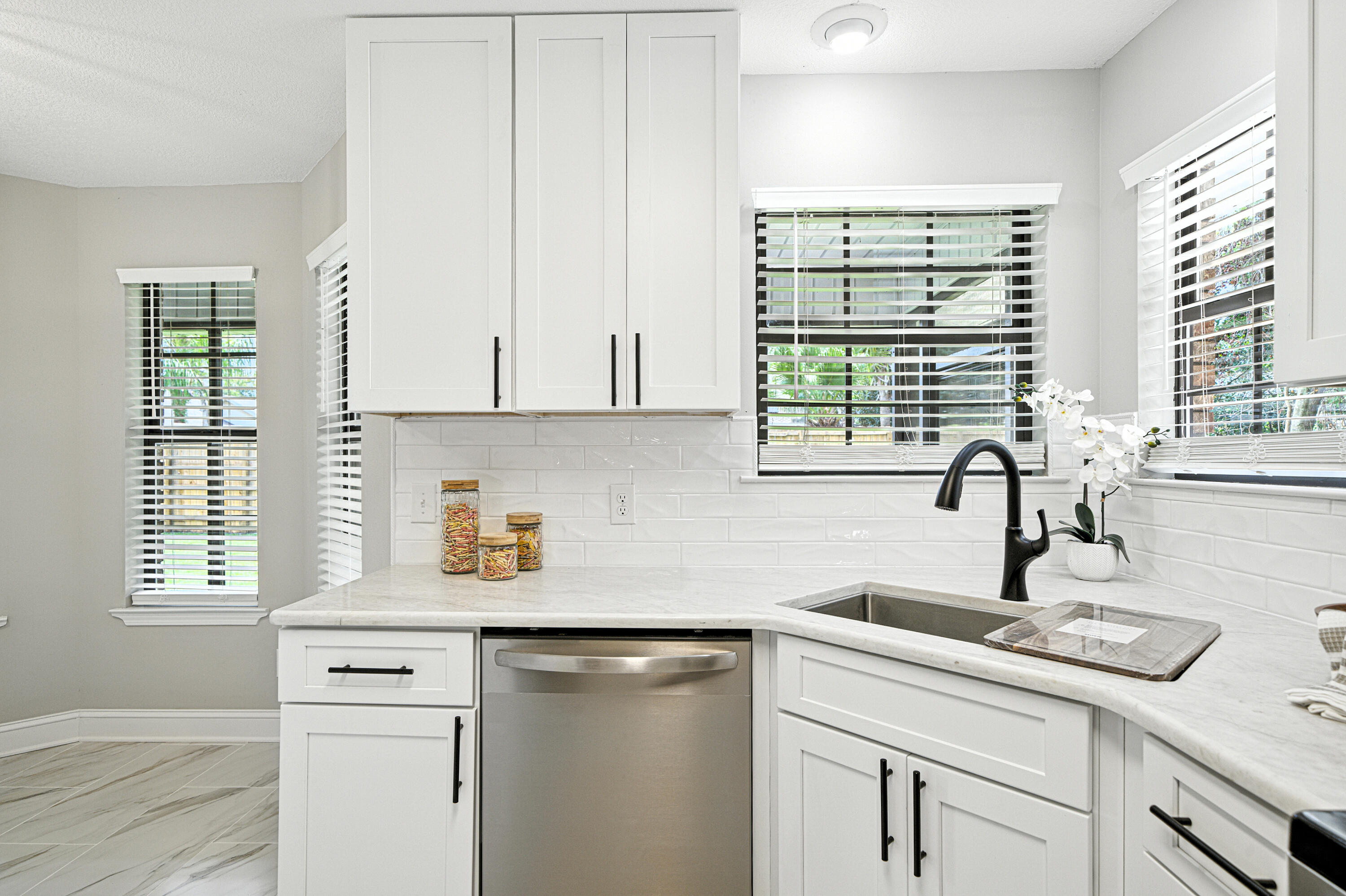 KELL-AIRE GARDENS - Residential