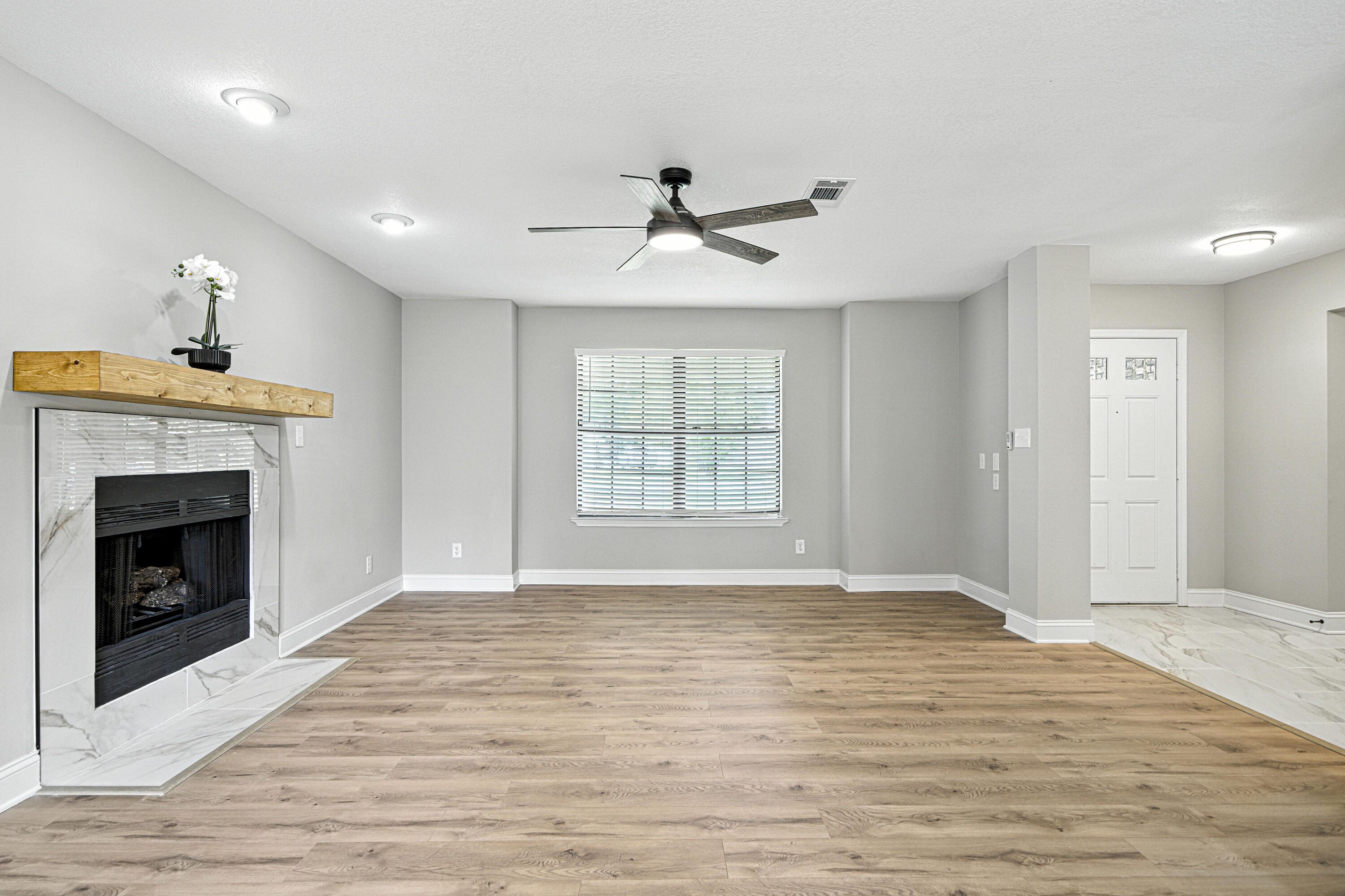 KELL-AIRE GARDENS - Residential