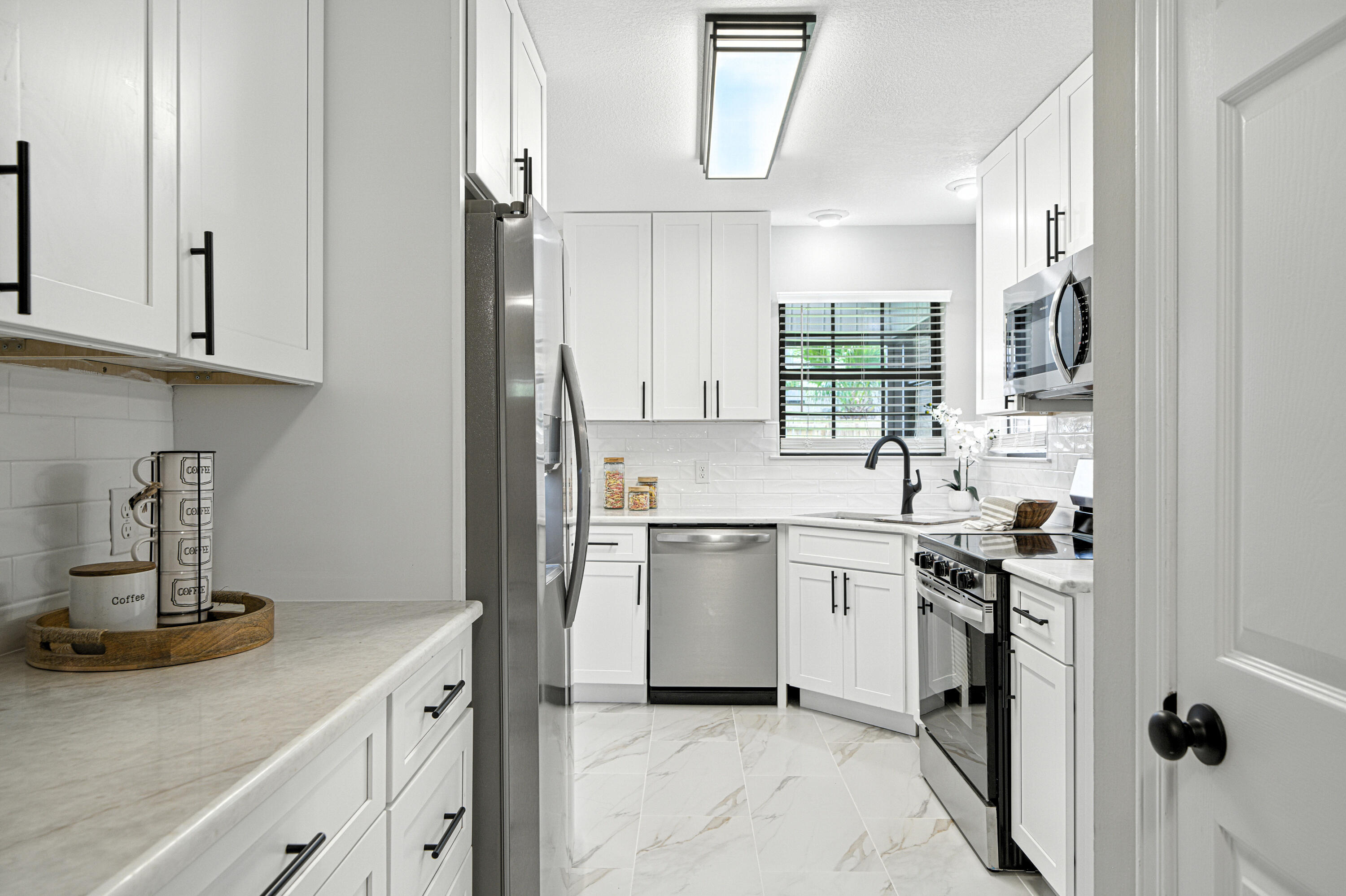 KELL-AIRE GARDENS - Residential