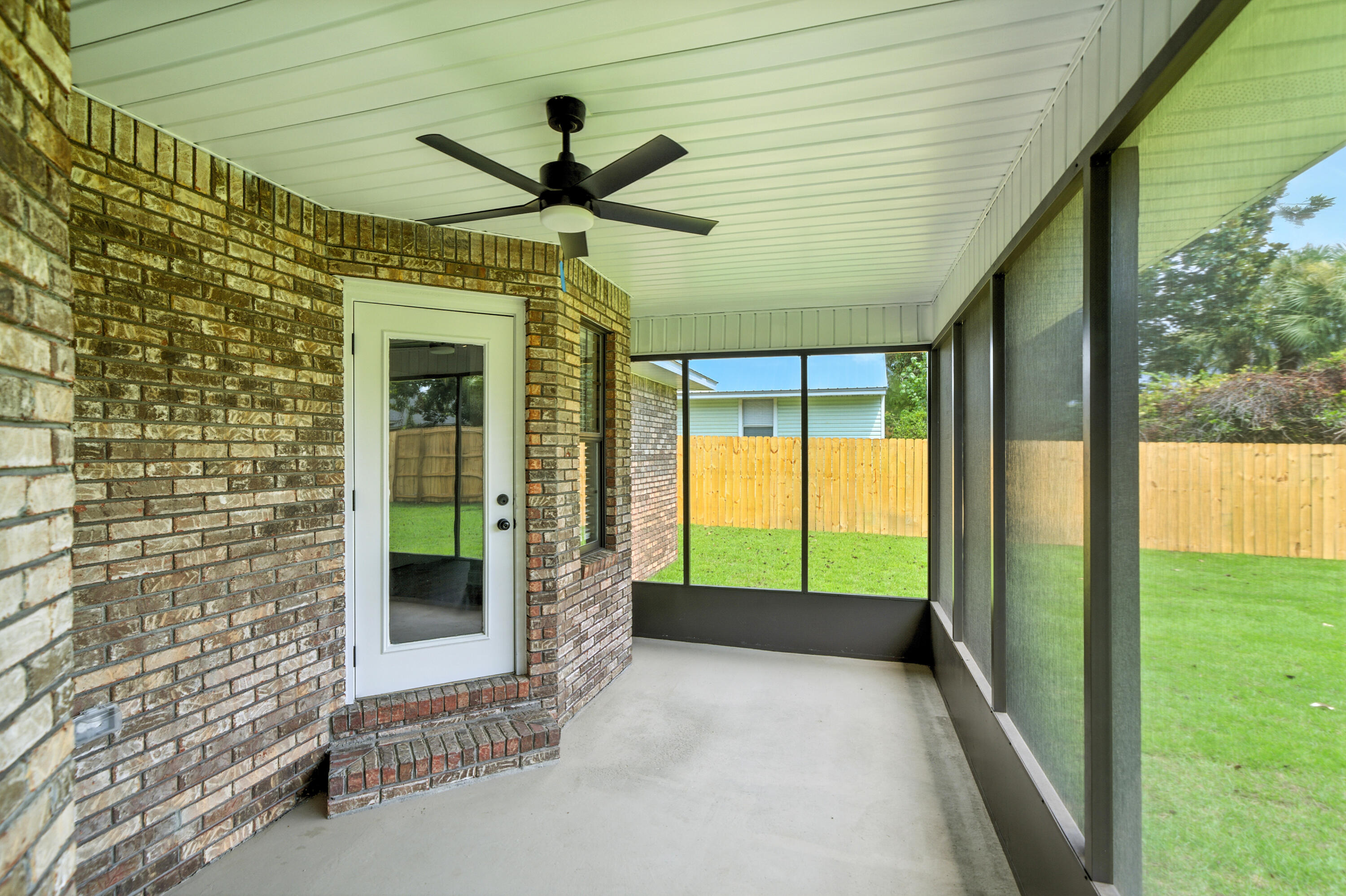 KELL-AIRE GARDENS - Residential