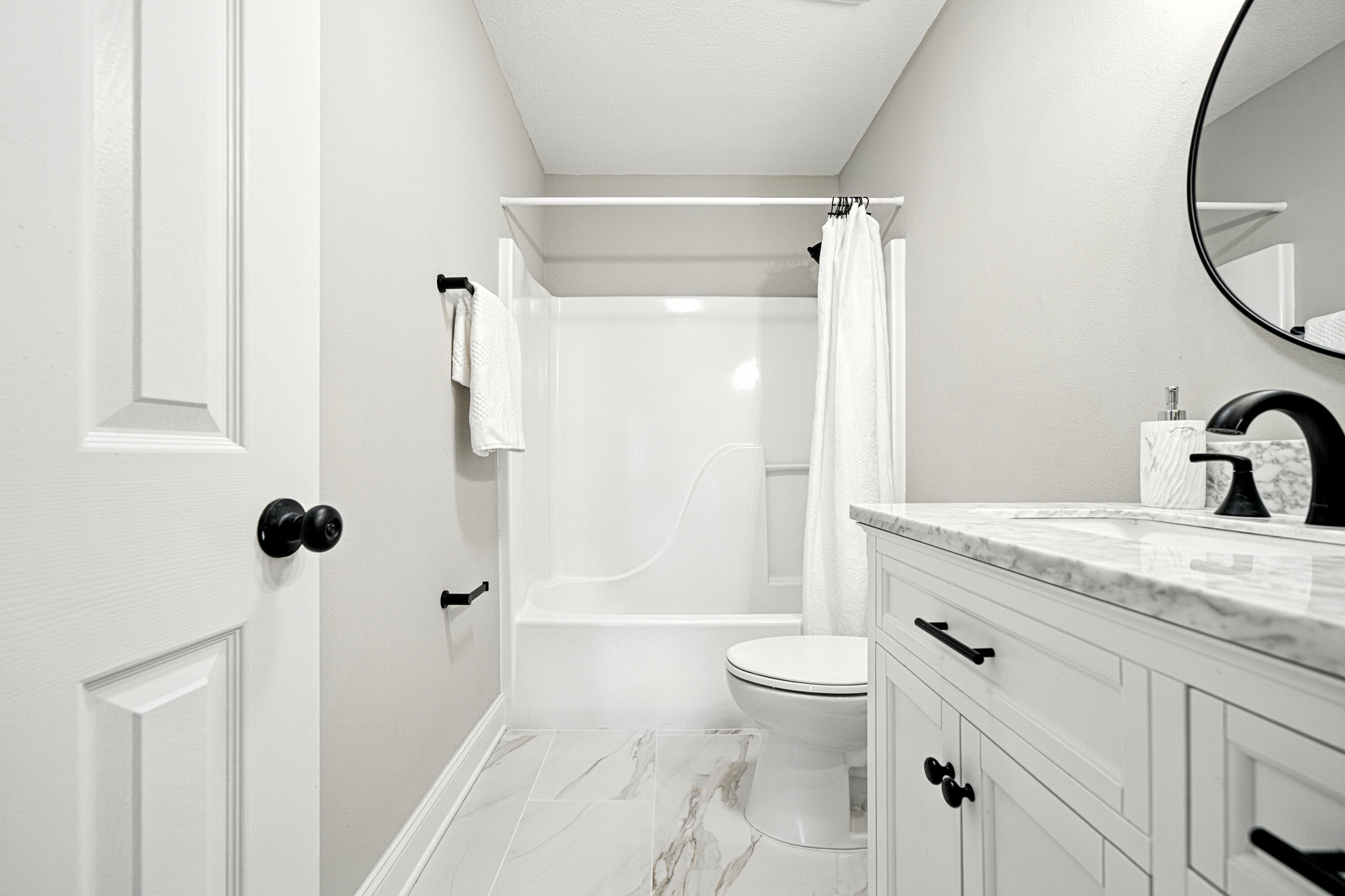 KELL-AIRE GARDENS - Residential