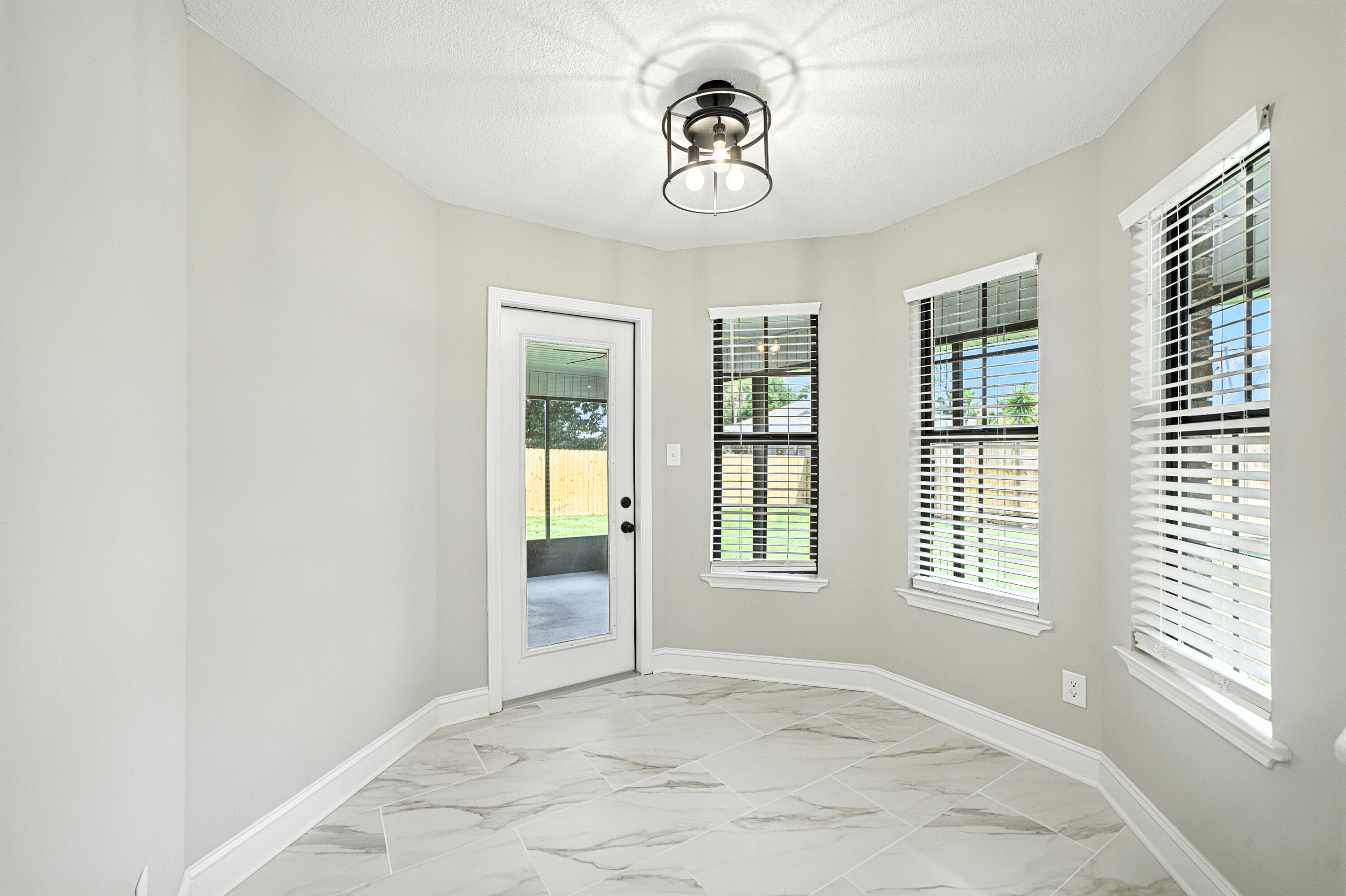 KELL-AIRE GARDENS - Residential