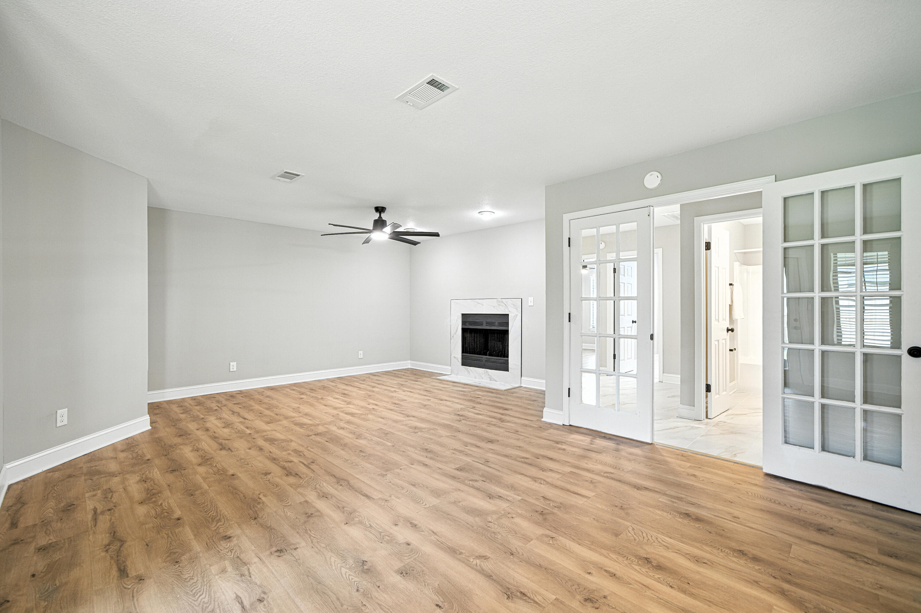 KELL-AIRE GARDENS - Residential