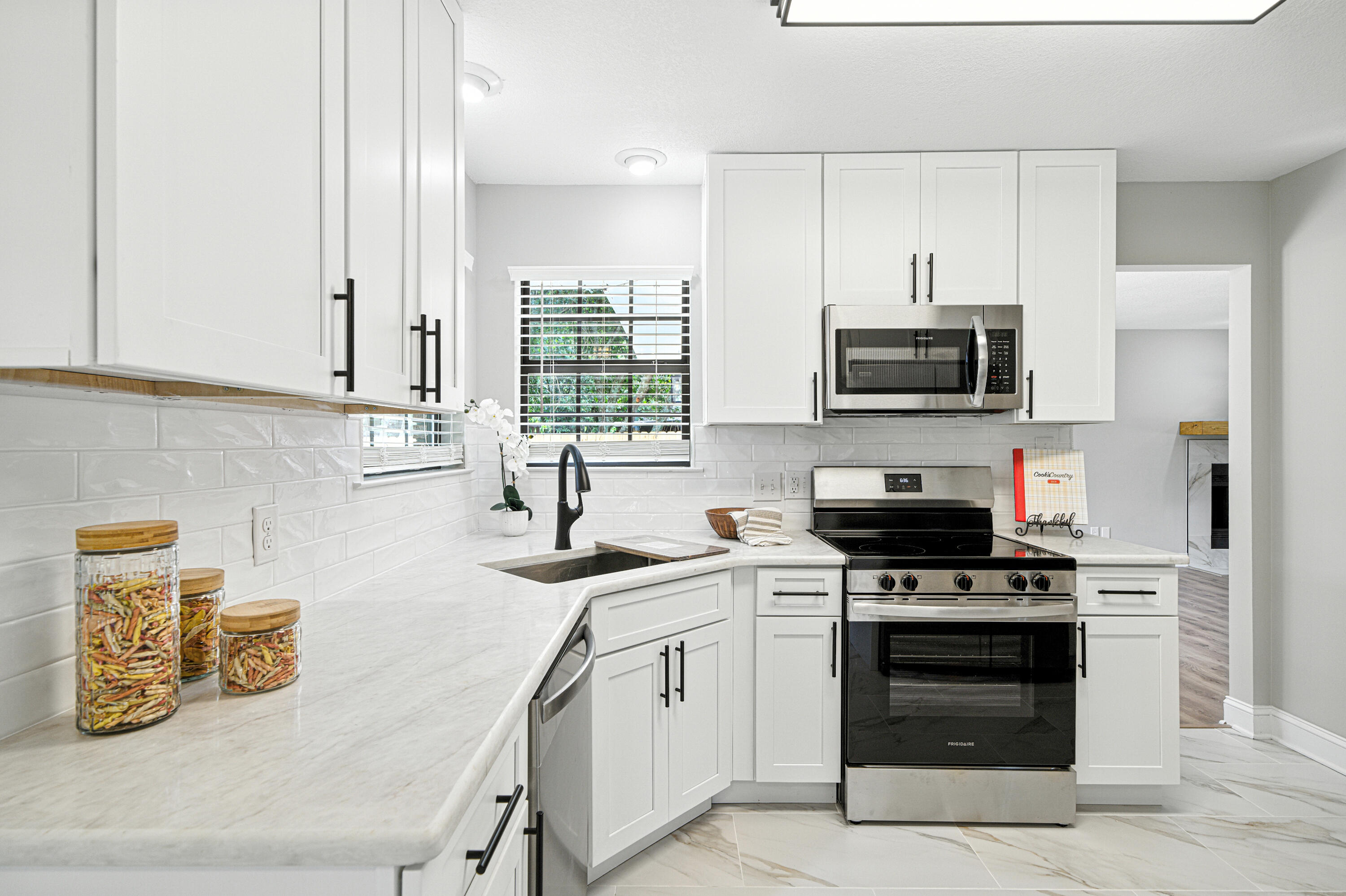 KELL-AIRE GARDENS - Residential