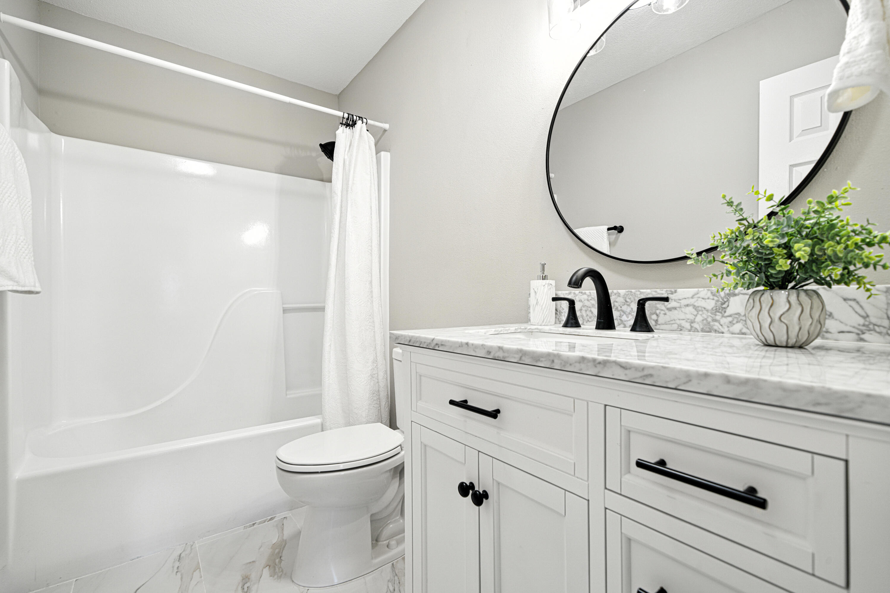 KELL-AIRE GARDENS - Residential
