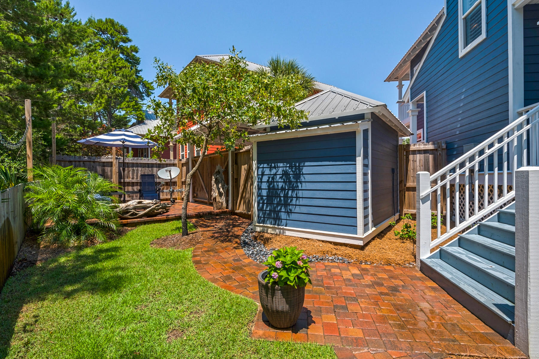 OLD FLORIDA VILLAGE - Residential