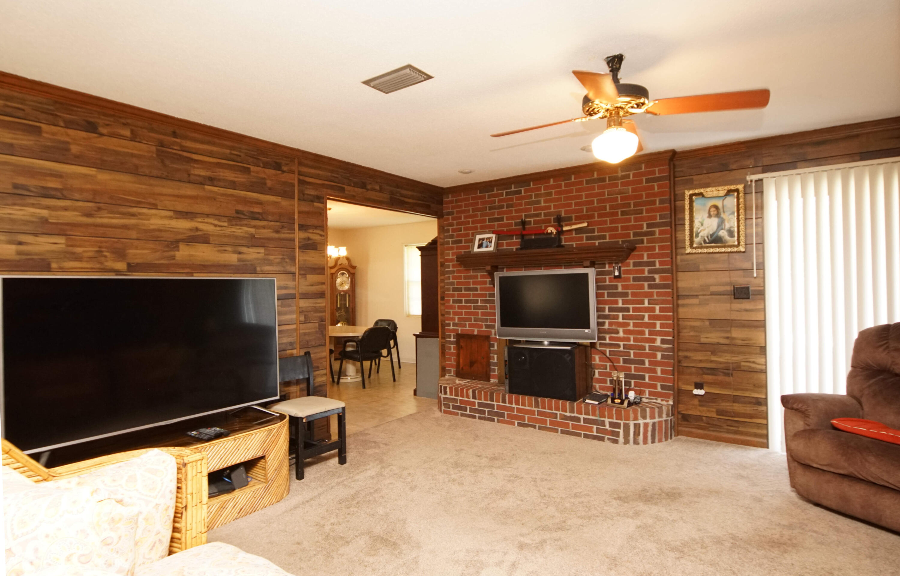 FIELD S/D 2ND ADDN - Residential