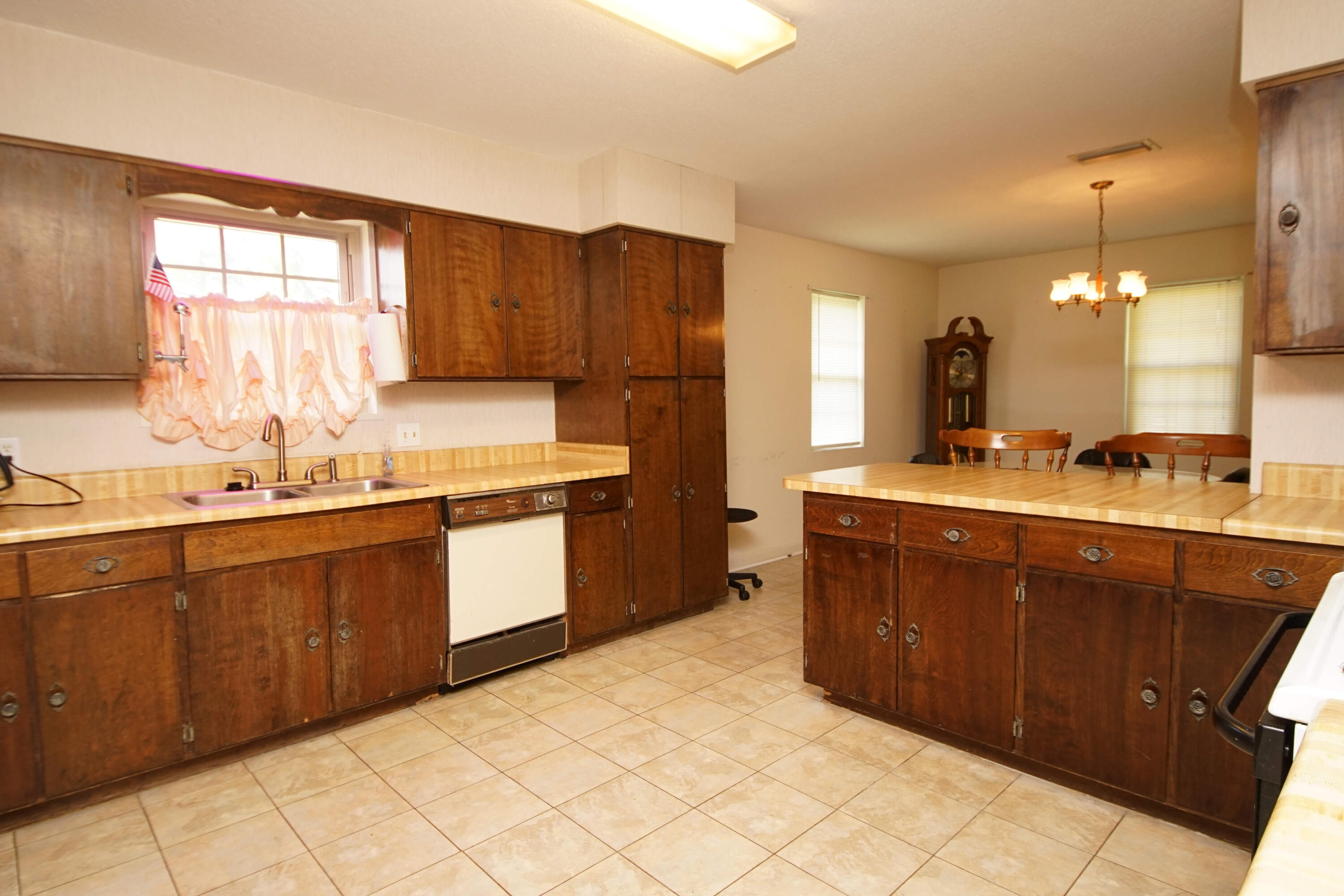 FIELD S/D 2ND ADDN - Residential