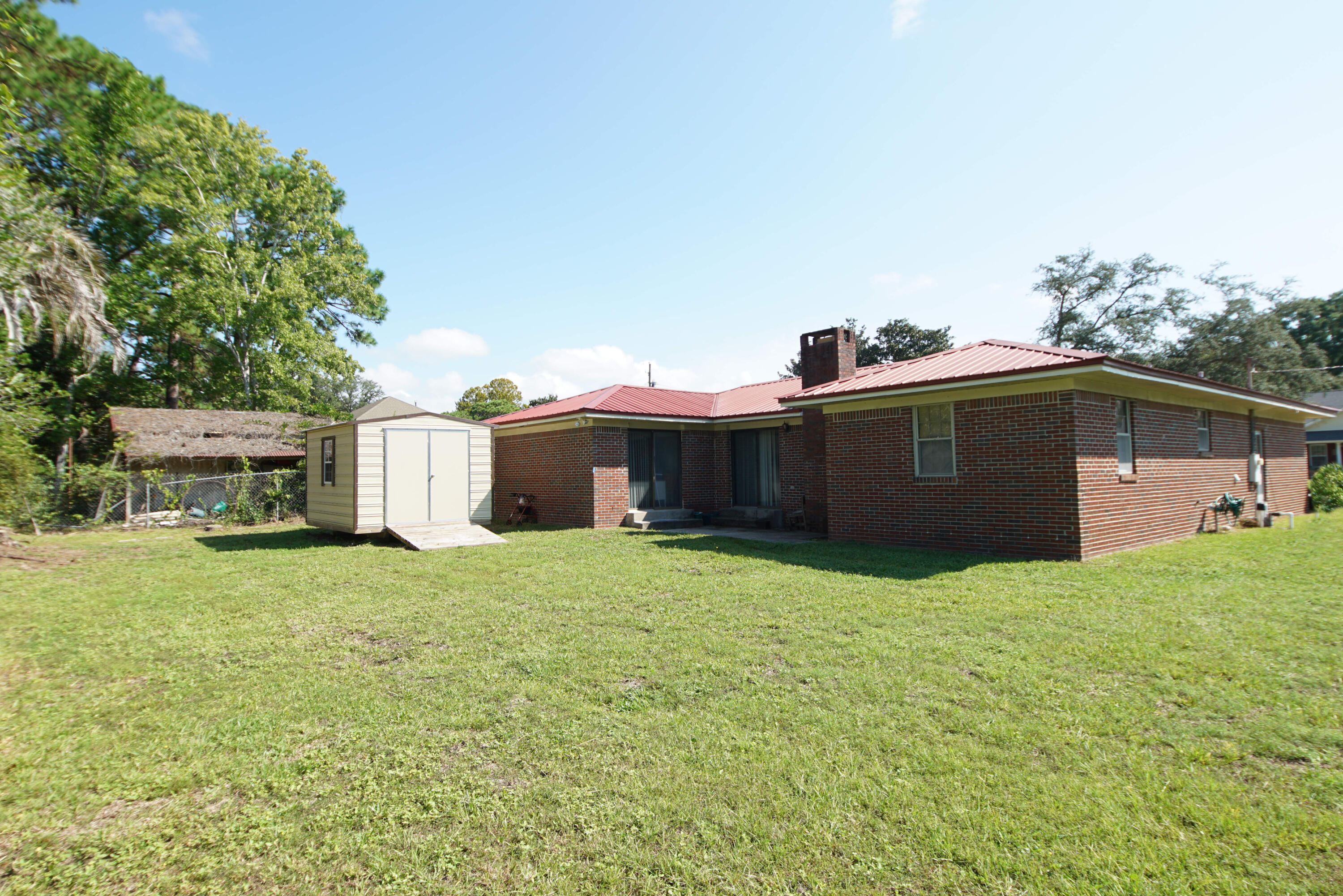 FIELD S/D 2ND ADDN - Residential