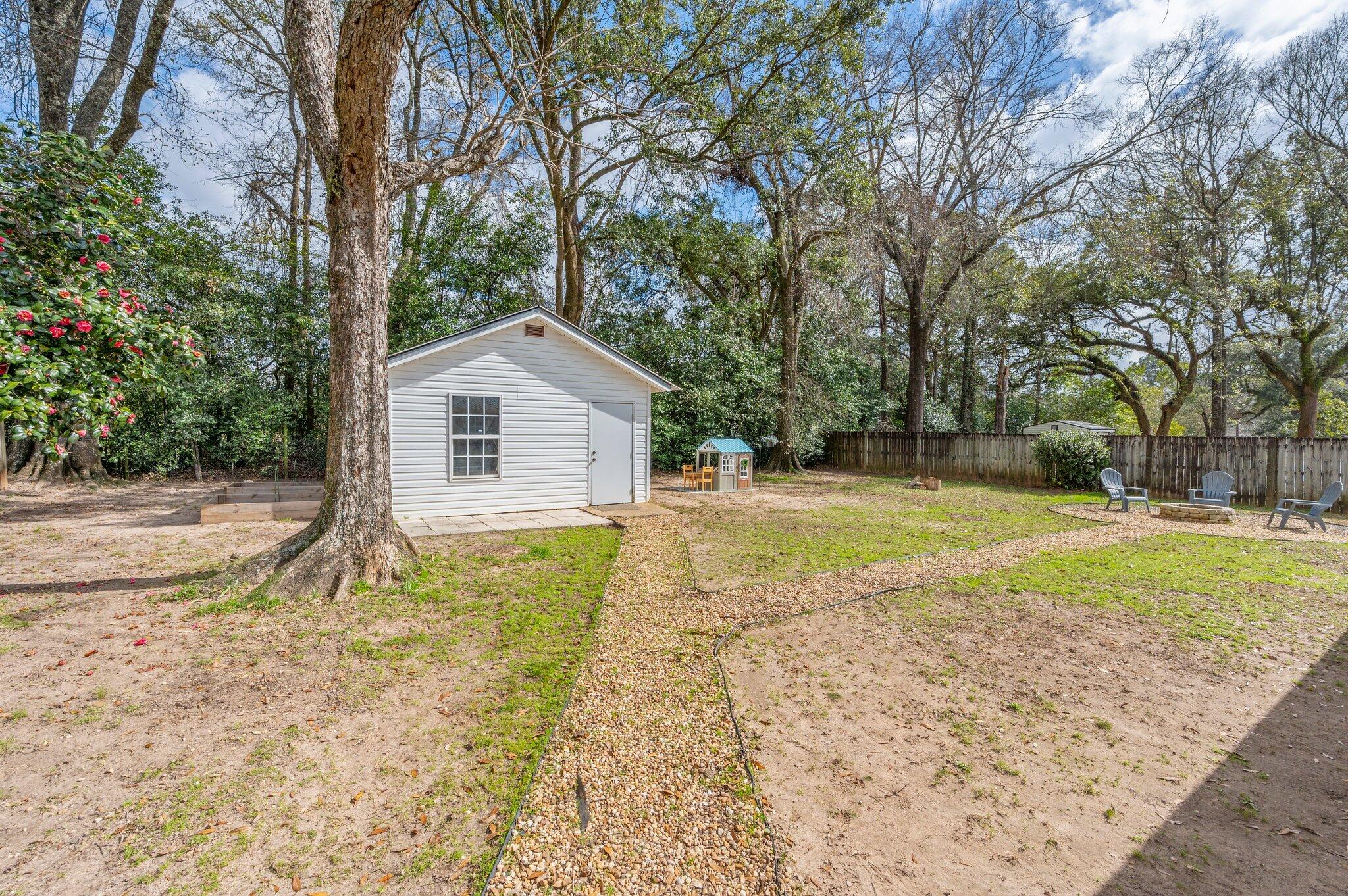 QUIET OAKS S/D - Residential