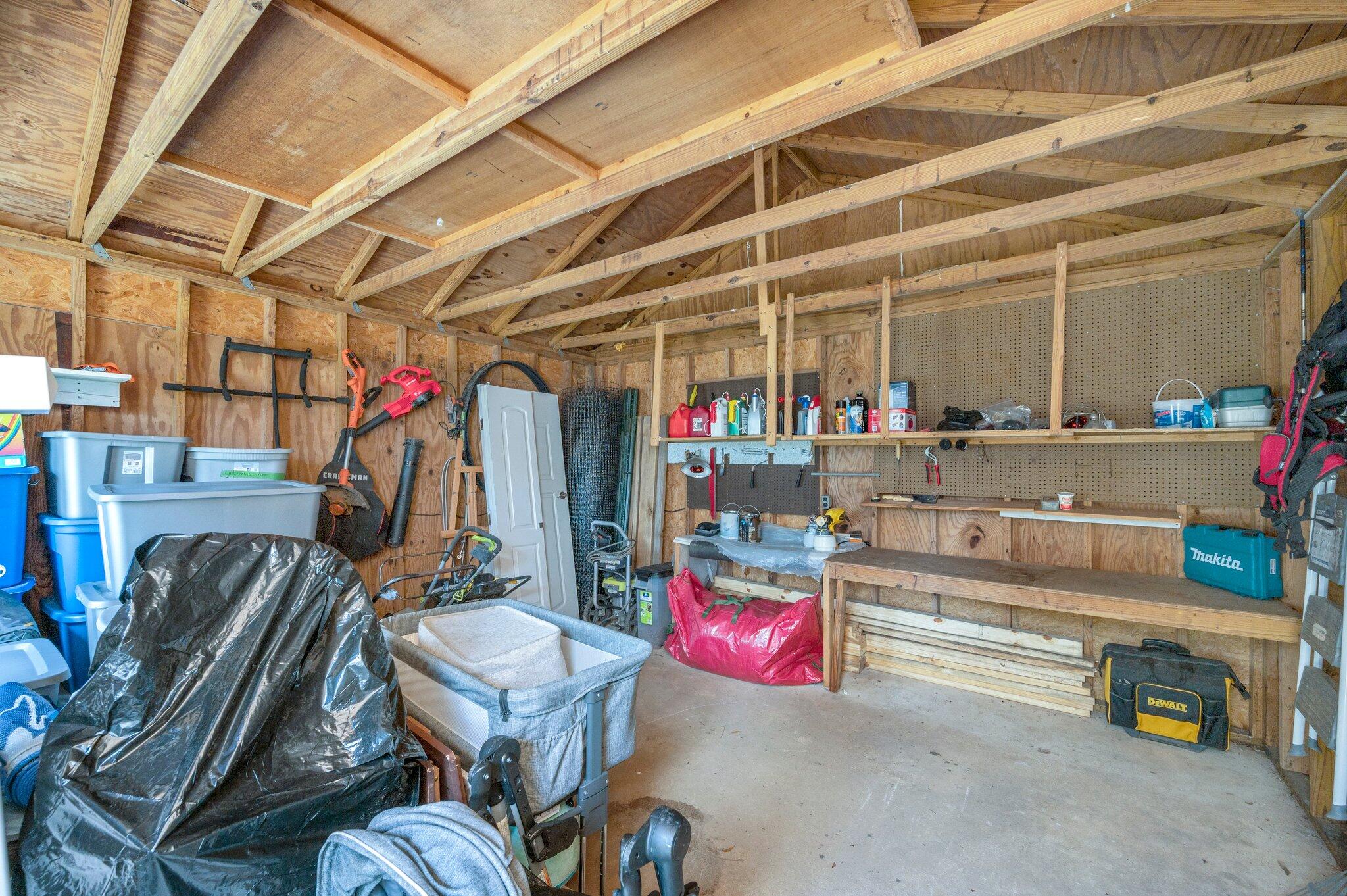 QUIET OAKS S/D - Residential