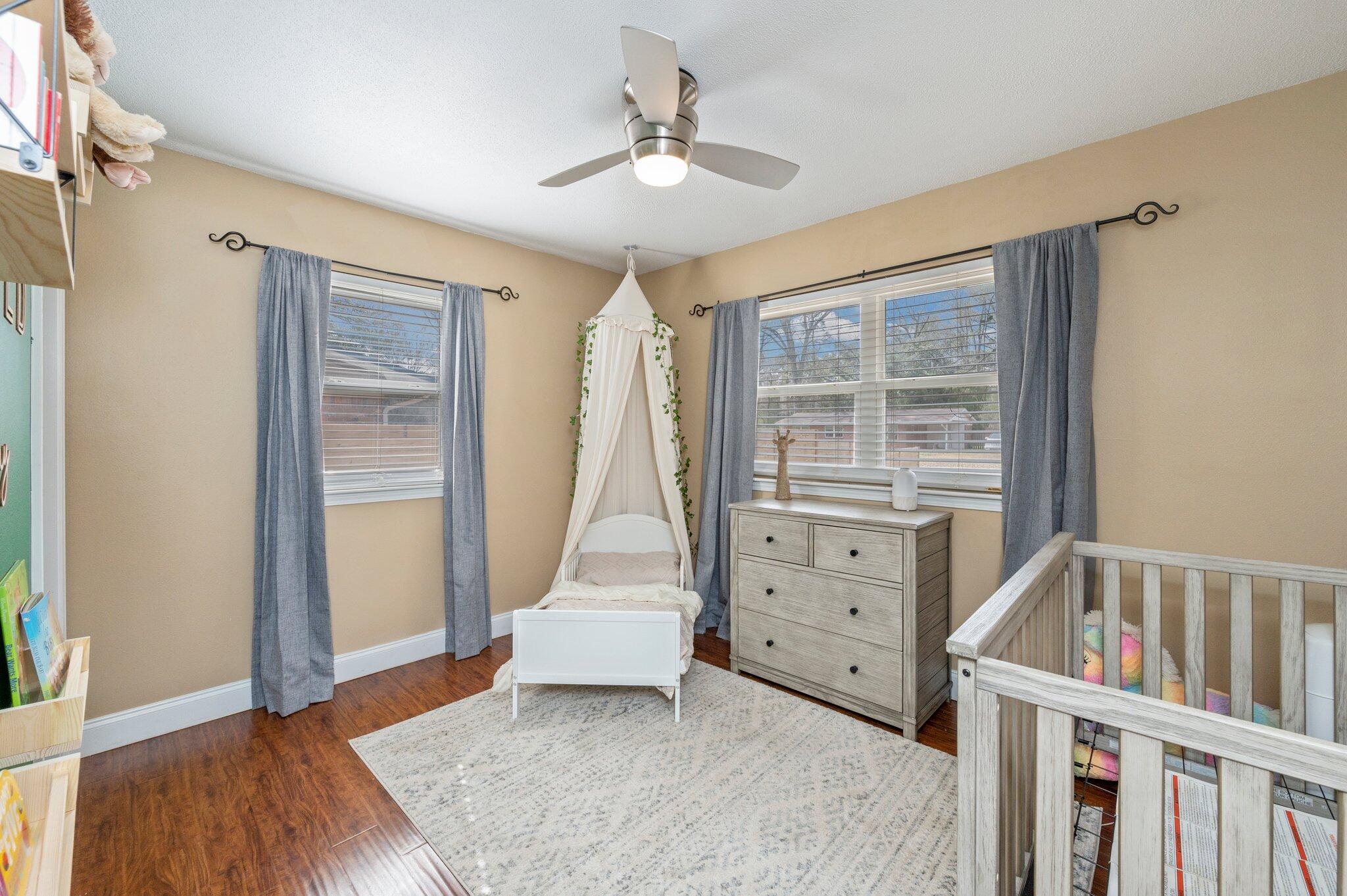 QUIET OAKS S/D - Residential