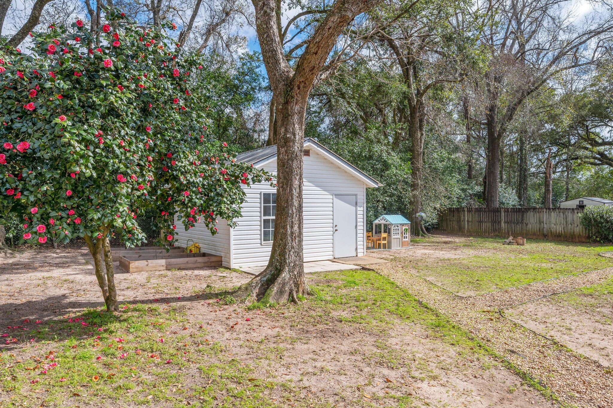 QUIET OAKS S/D - Residential