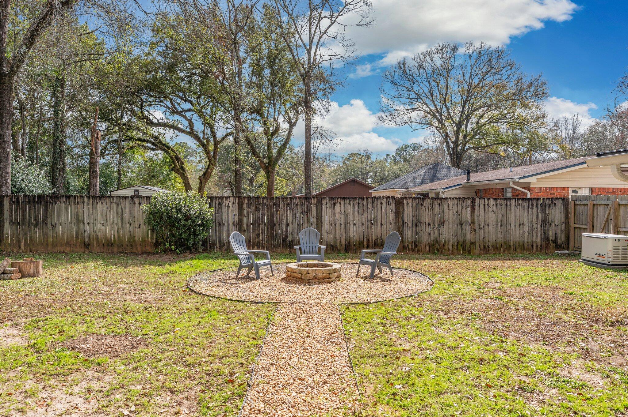 QUIET OAKS S/D - Residential