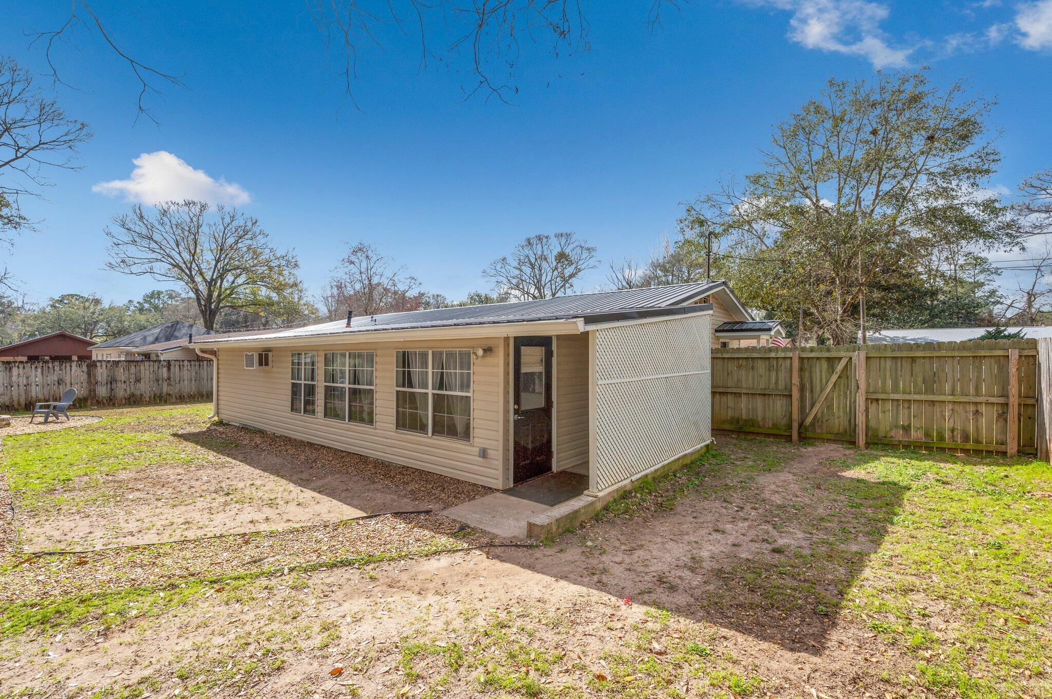 QUIET OAKS S/D - Residential