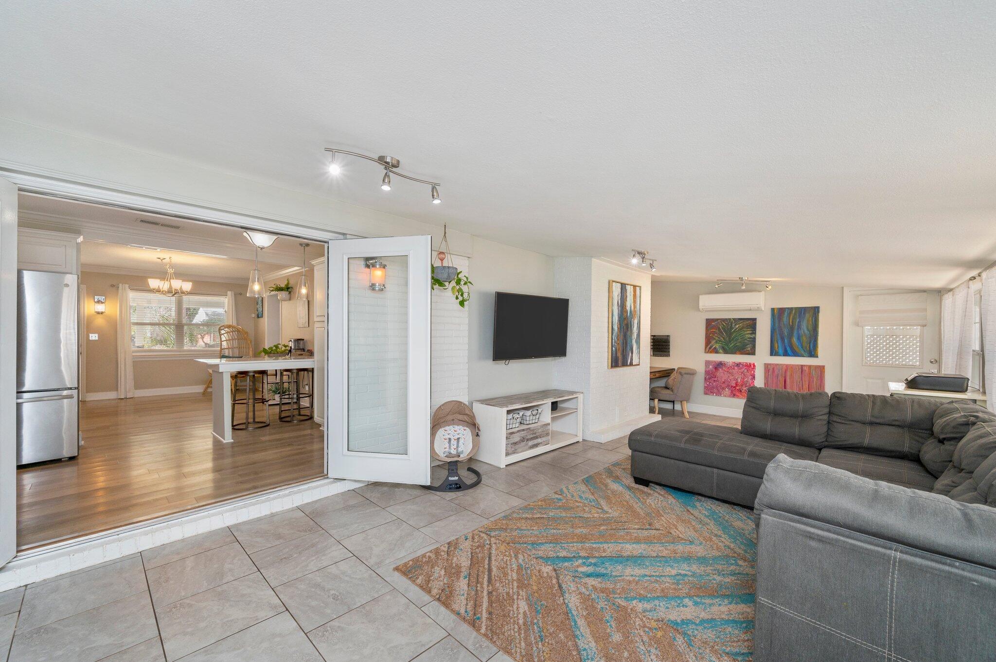 QUIET OAKS S/D - Residential