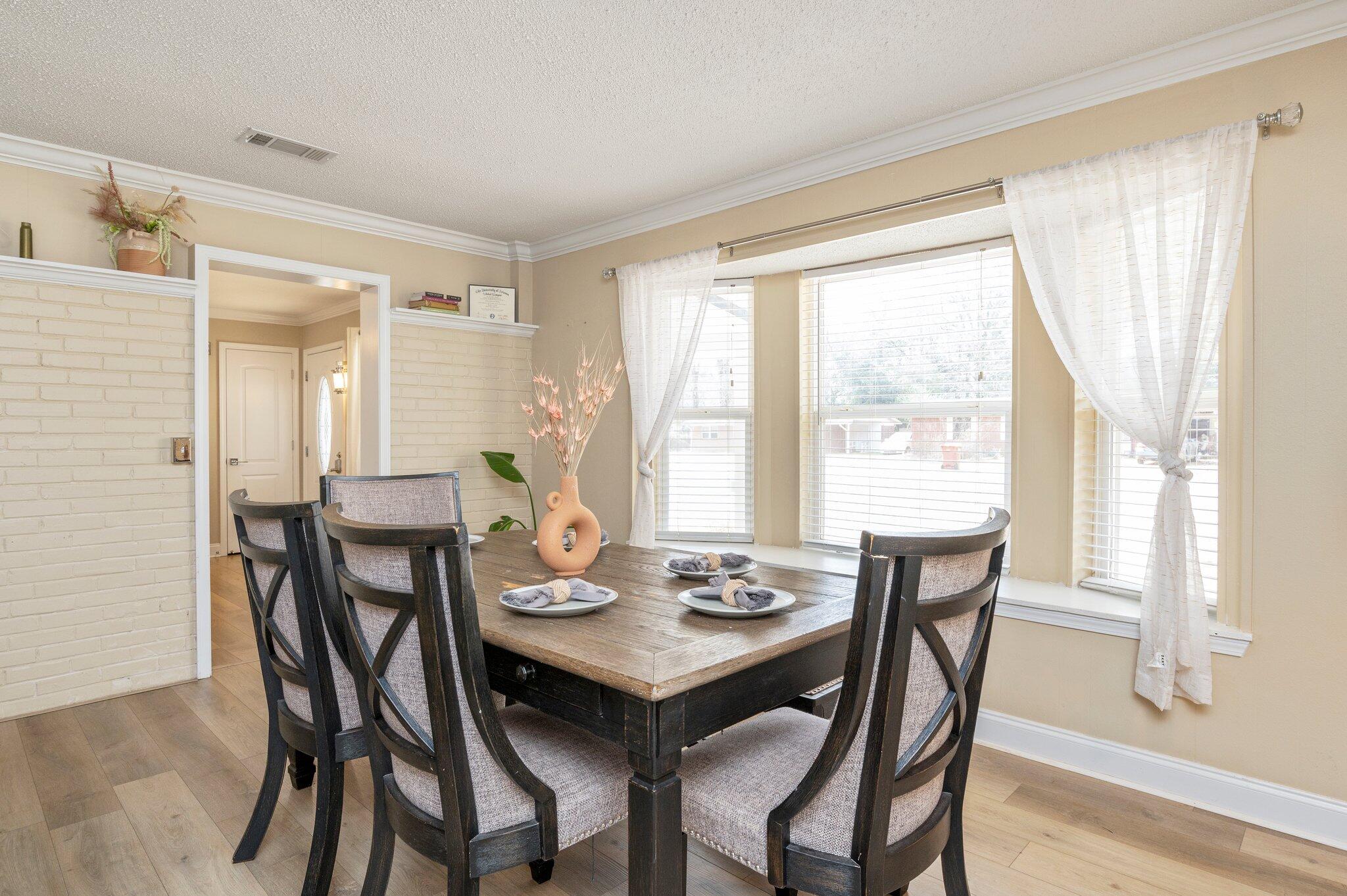 QUIET OAKS S/D - Residential