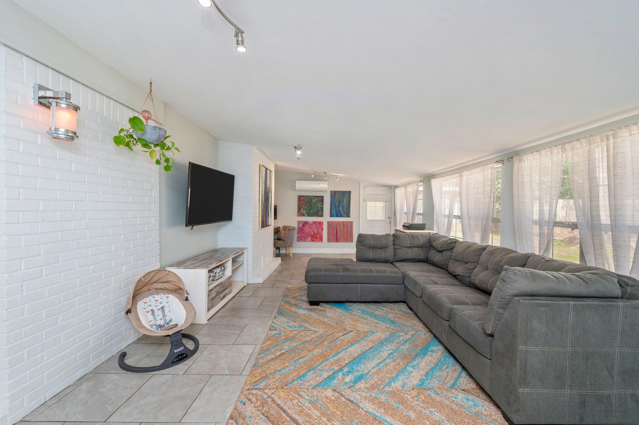 QUIET OAKS S/D - Residential