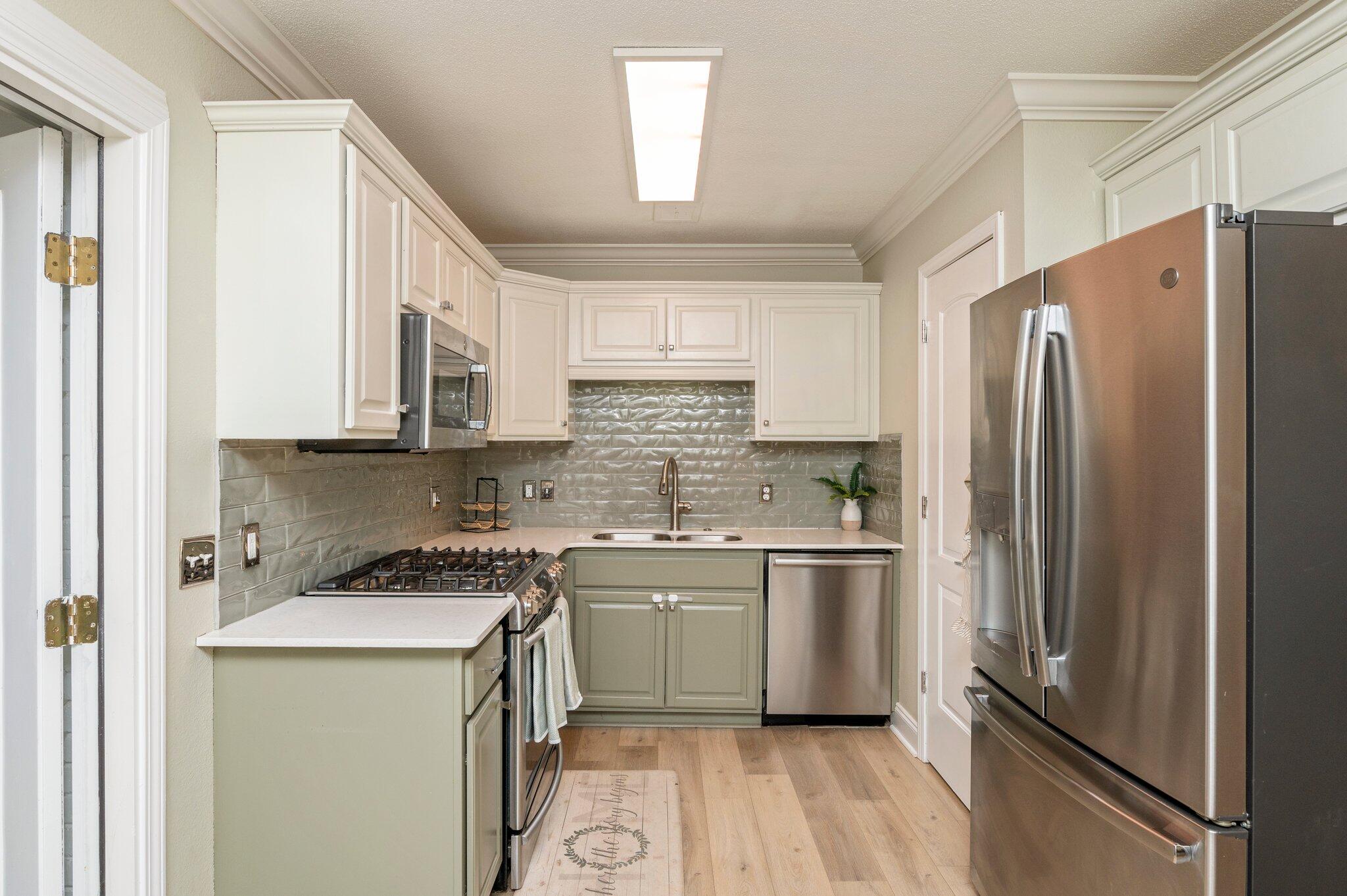 QUIET OAKS S/D - Residential