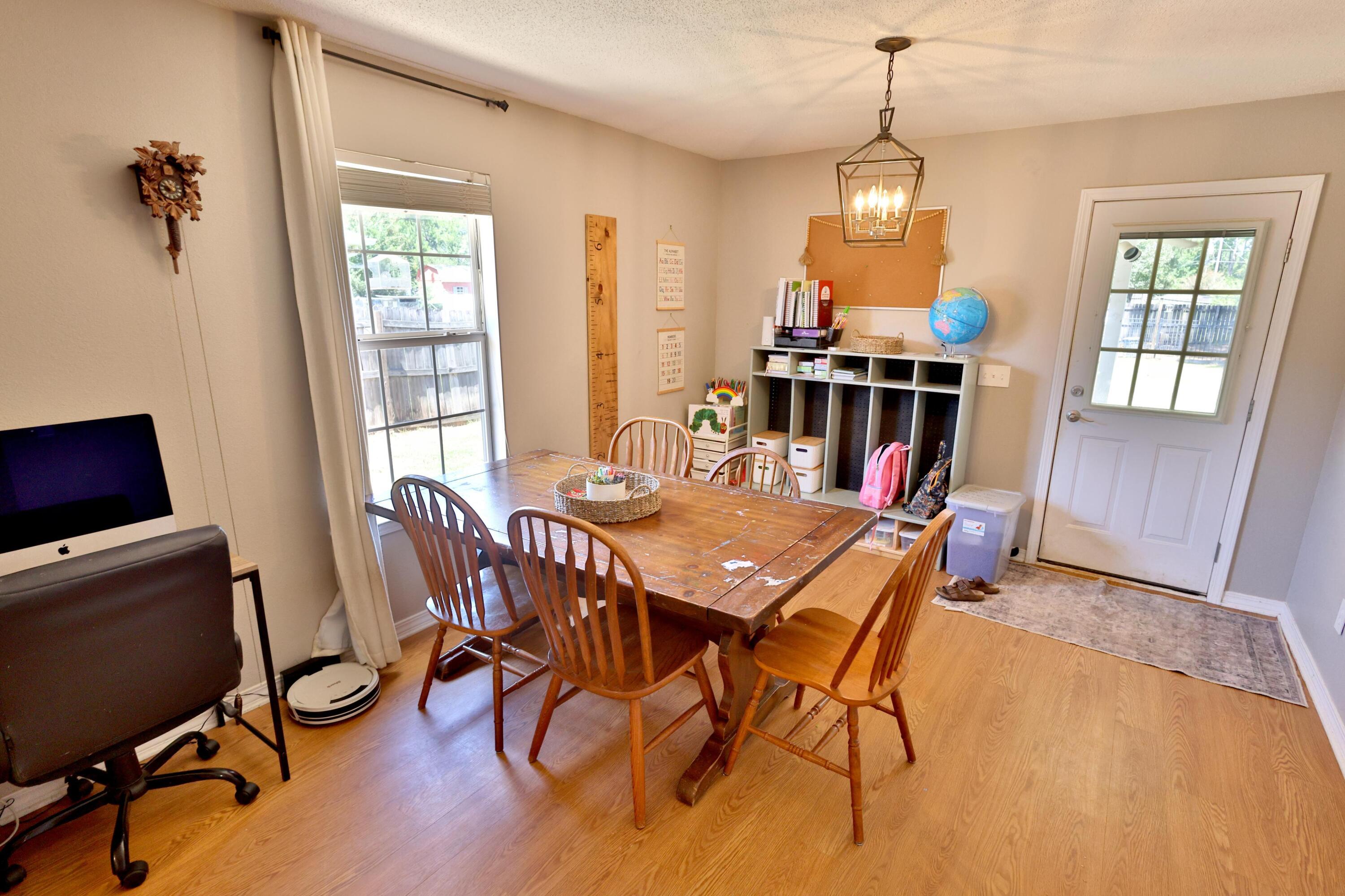 NAVARRE 2ND ADDITION - Residential