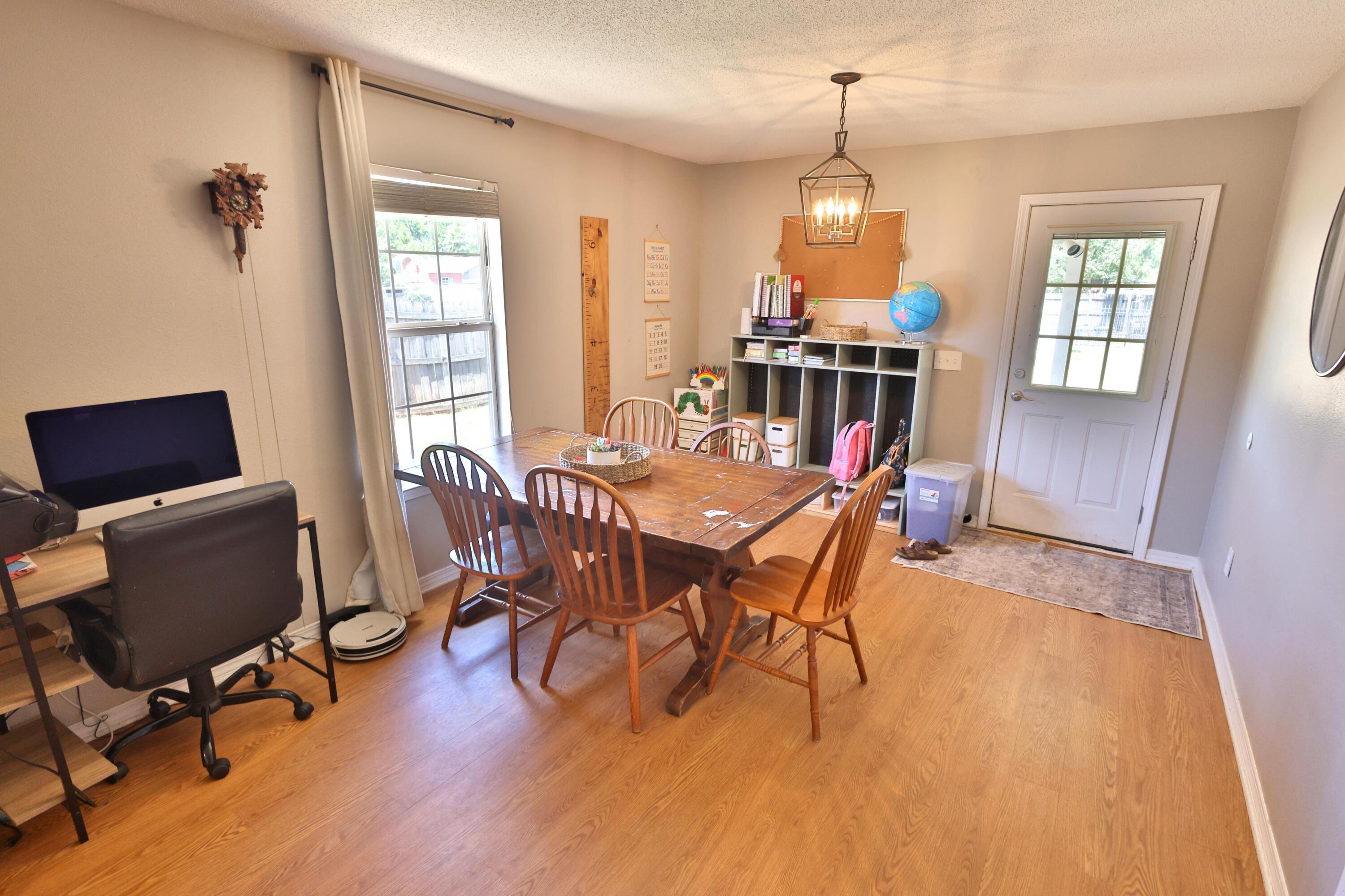 NAVARRE 2ND ADDITION - Residential