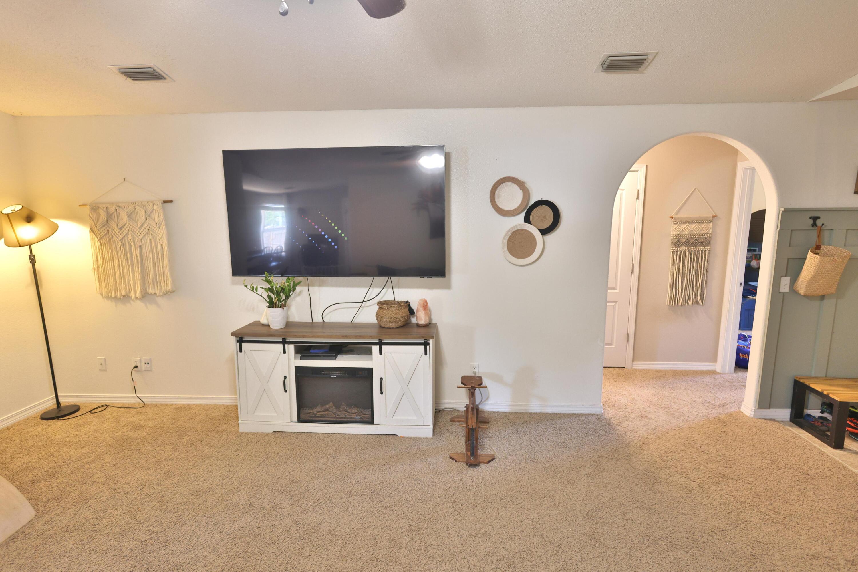 NAVARRE 2ND ADDITION - Residential