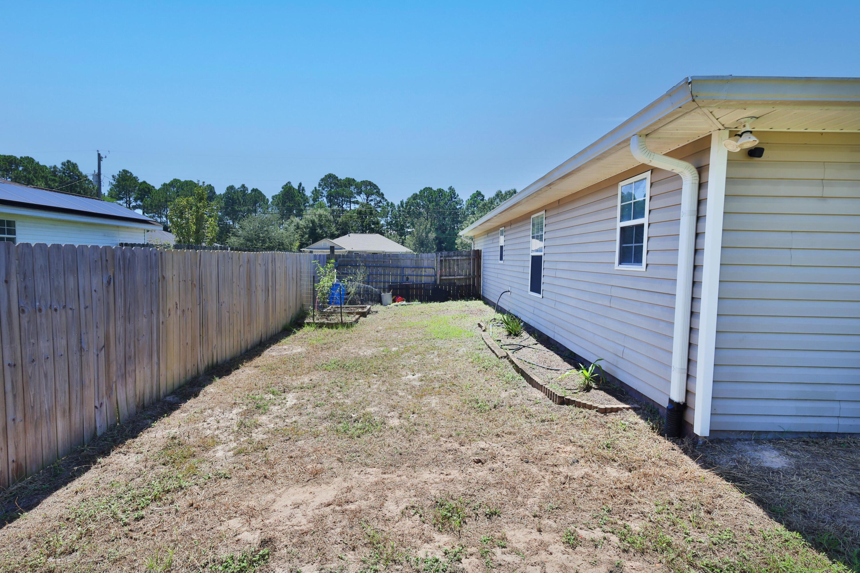 NAVARRE 2ND ADDITION - Residential