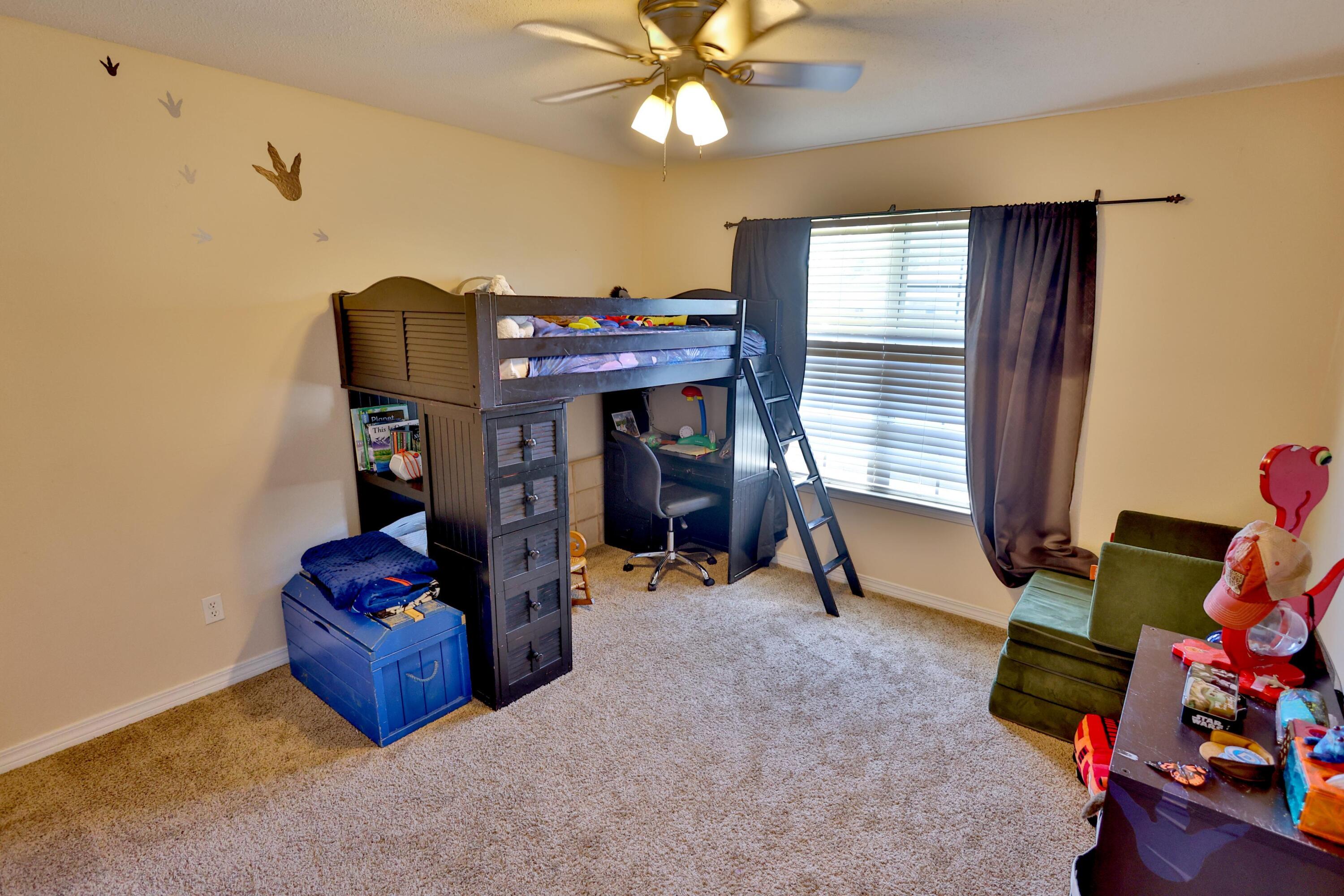 NAVARRE 2ND ADDITION - Residential