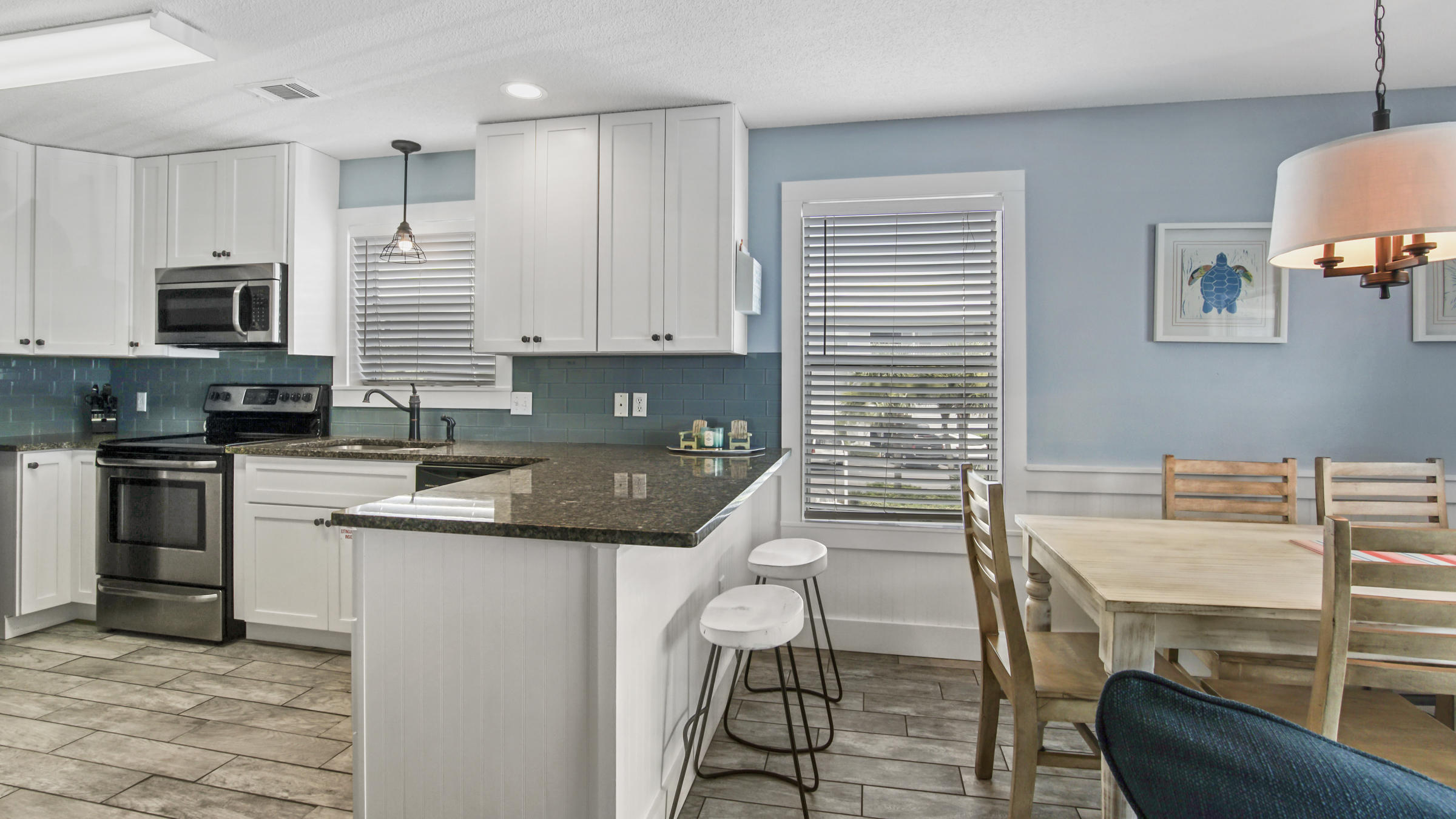 BEACHSIDE VILLAS CONDO - Residential