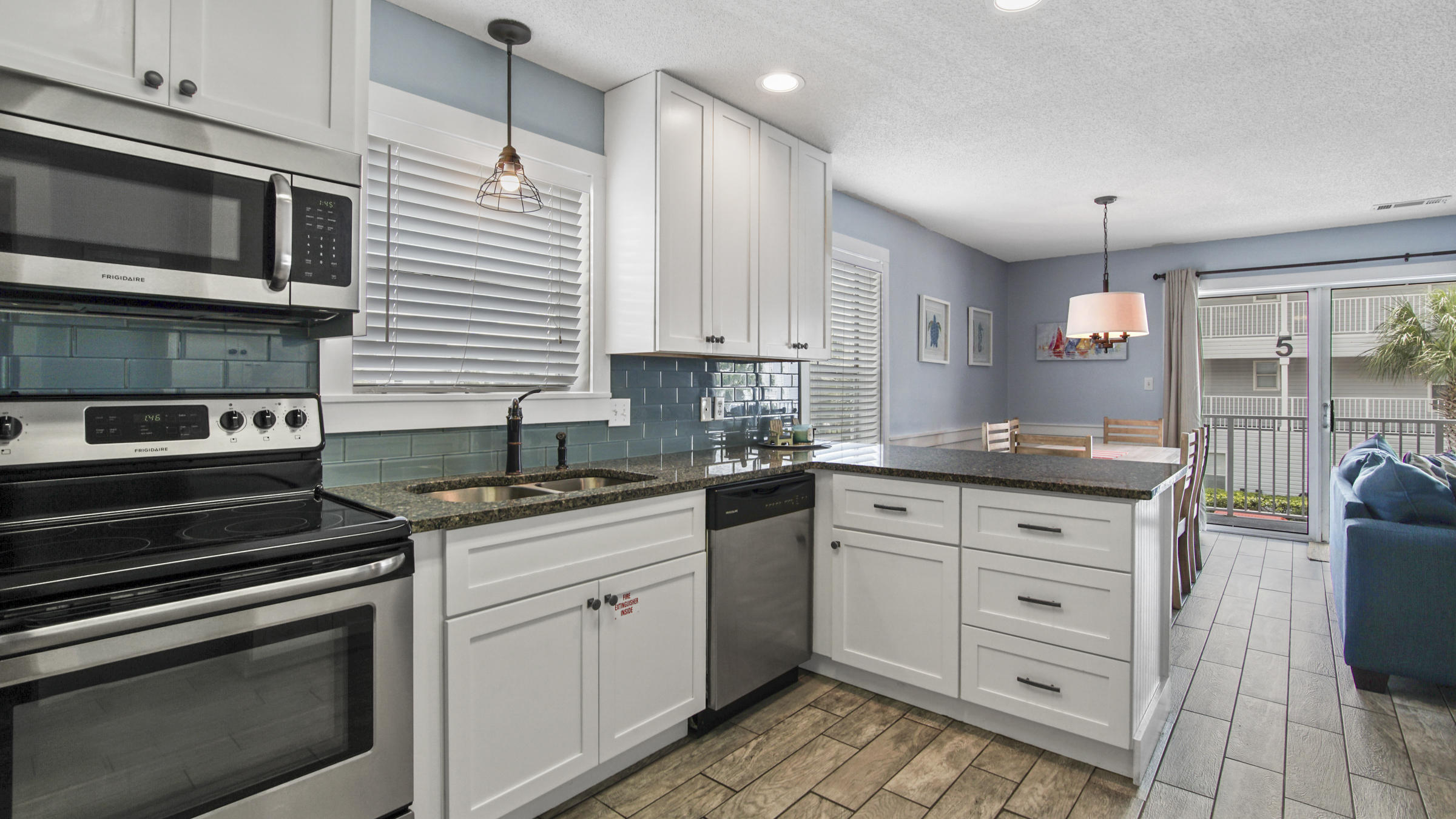 BEACHSIDE VILLAS CONDO - Residential