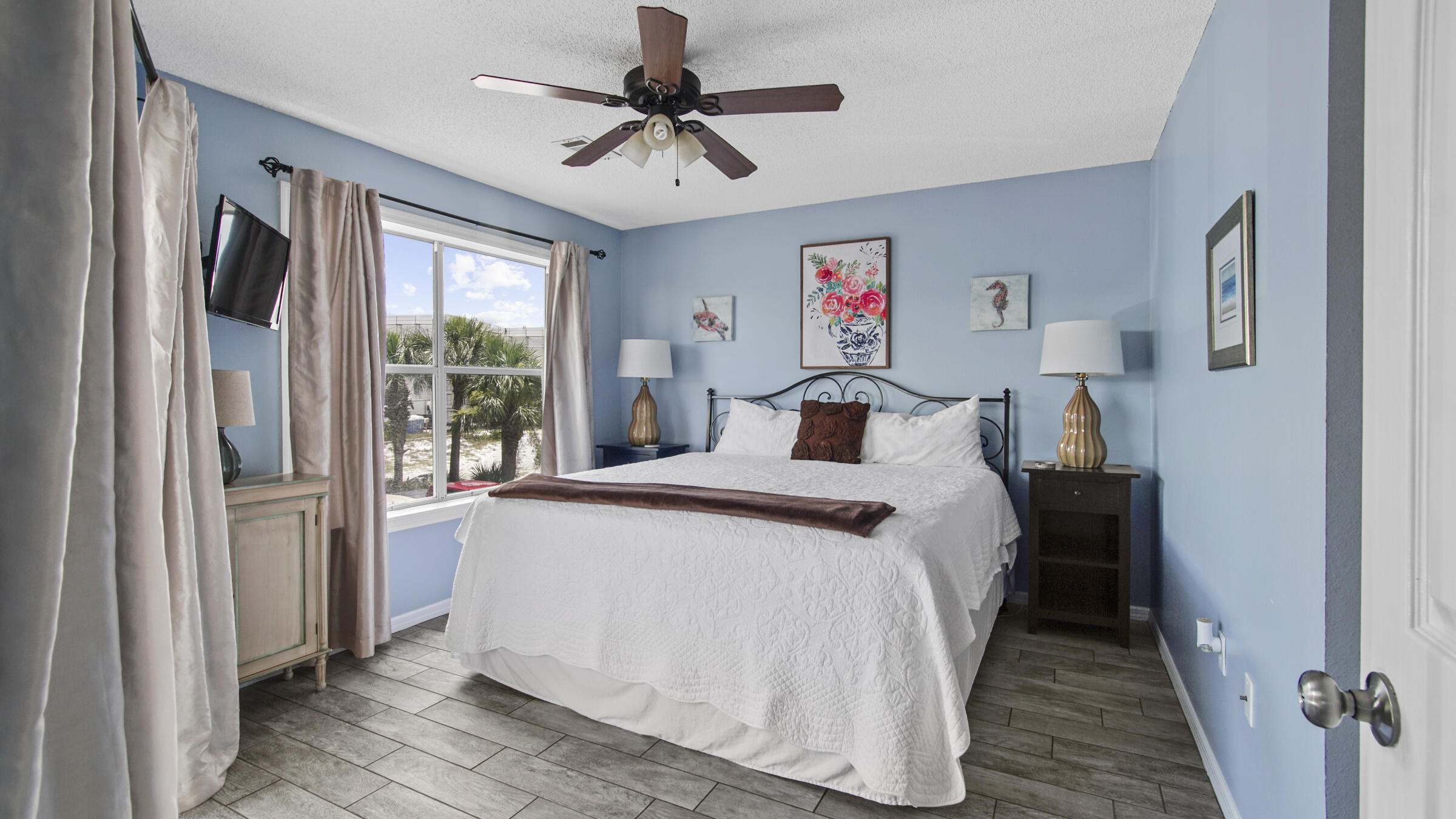 BEACHSIDE VILLAS CONDO - Residential