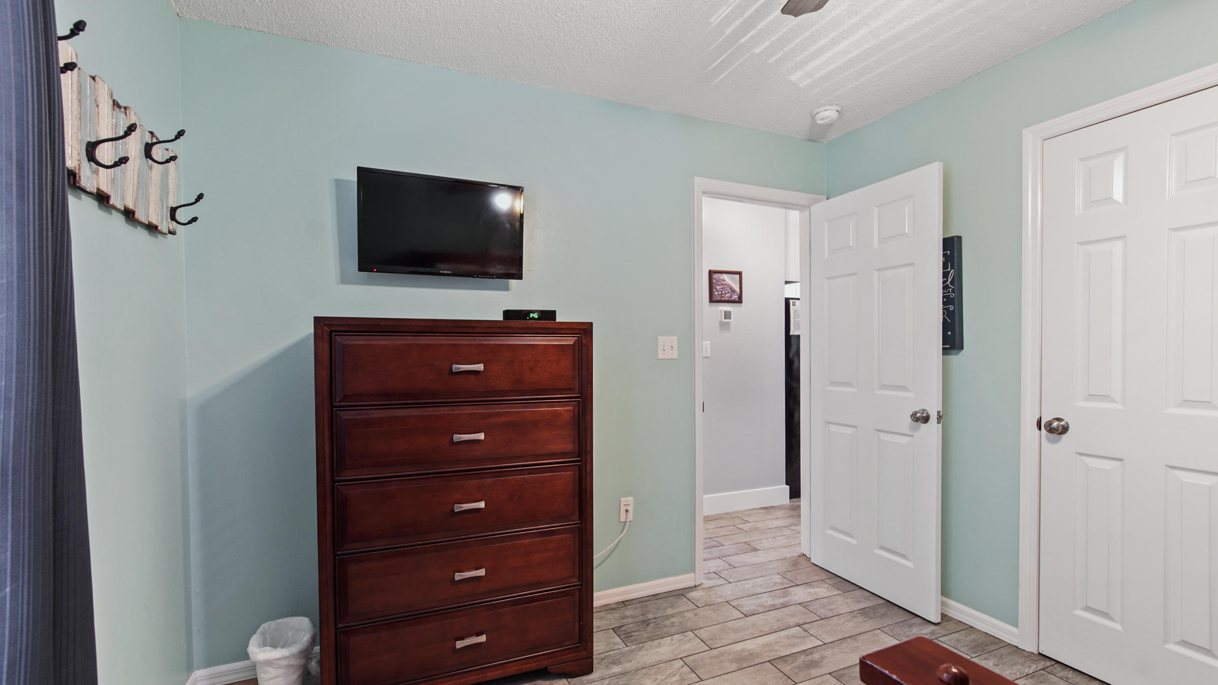 BEACHSIDE VILLAS CONDO - Residential