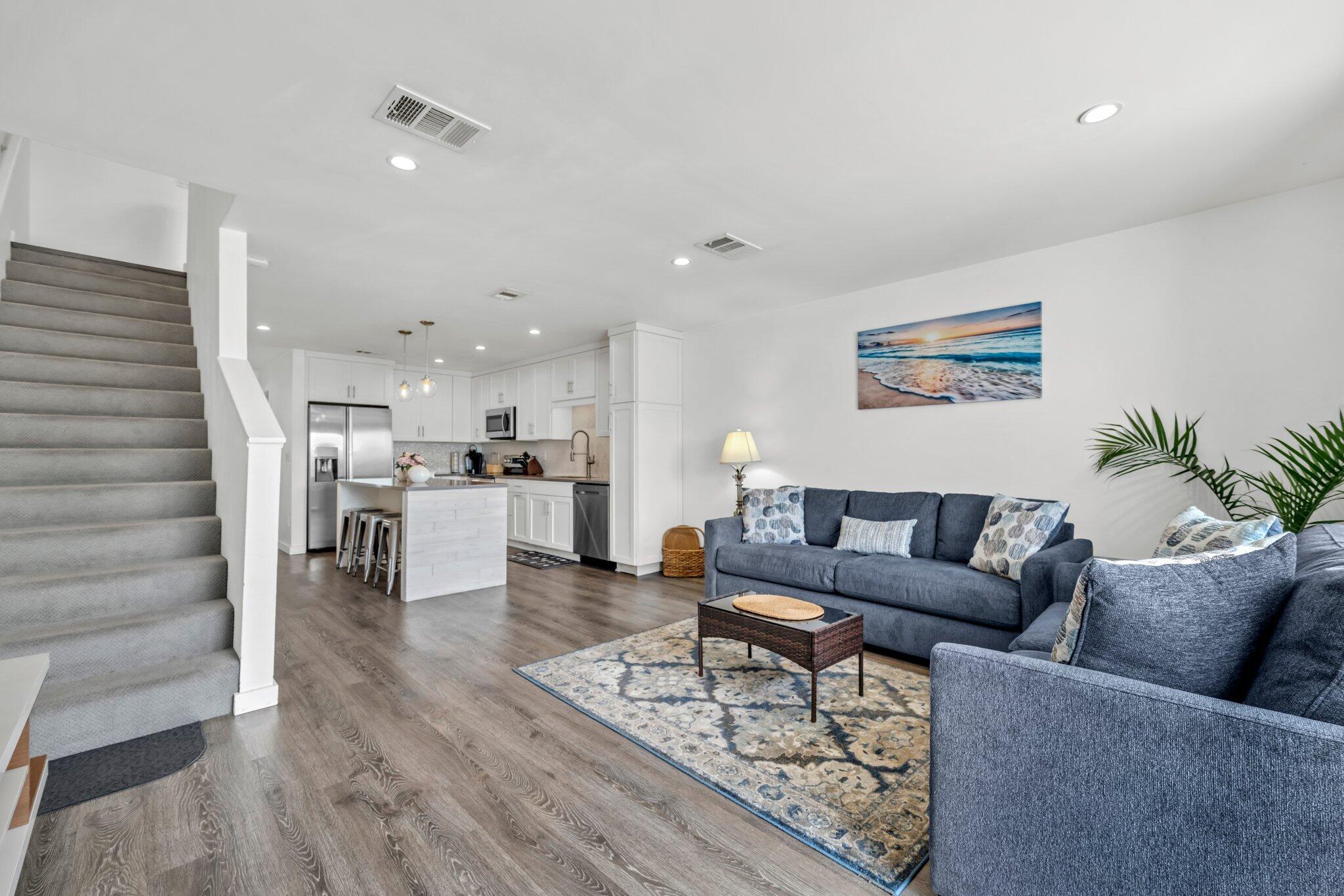 HOLIDAY ISLE - Residential