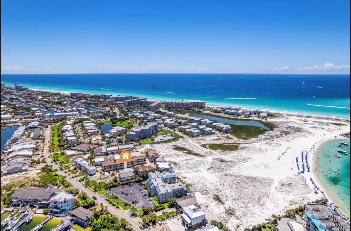 HOLIDAY ISLE - Residential