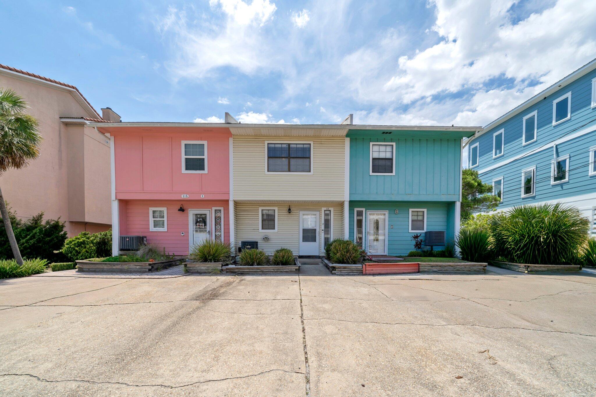 HOLIDAY ISLE - Residential