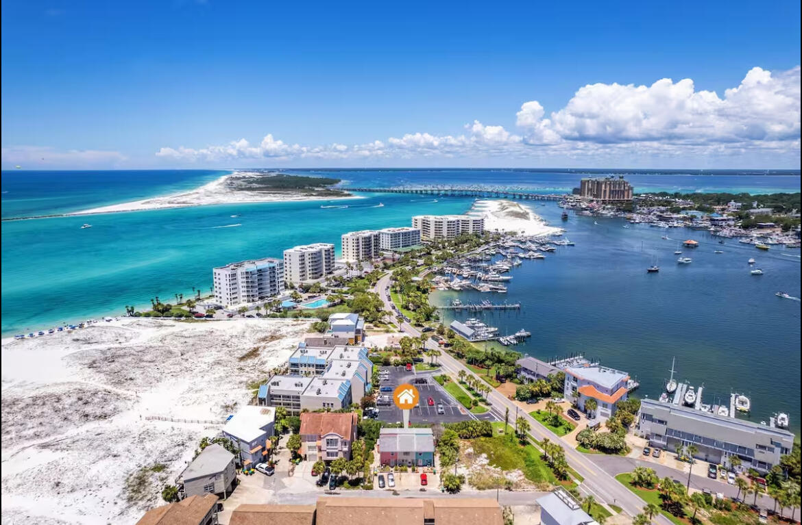 HOLIDAY ISLE - Residential