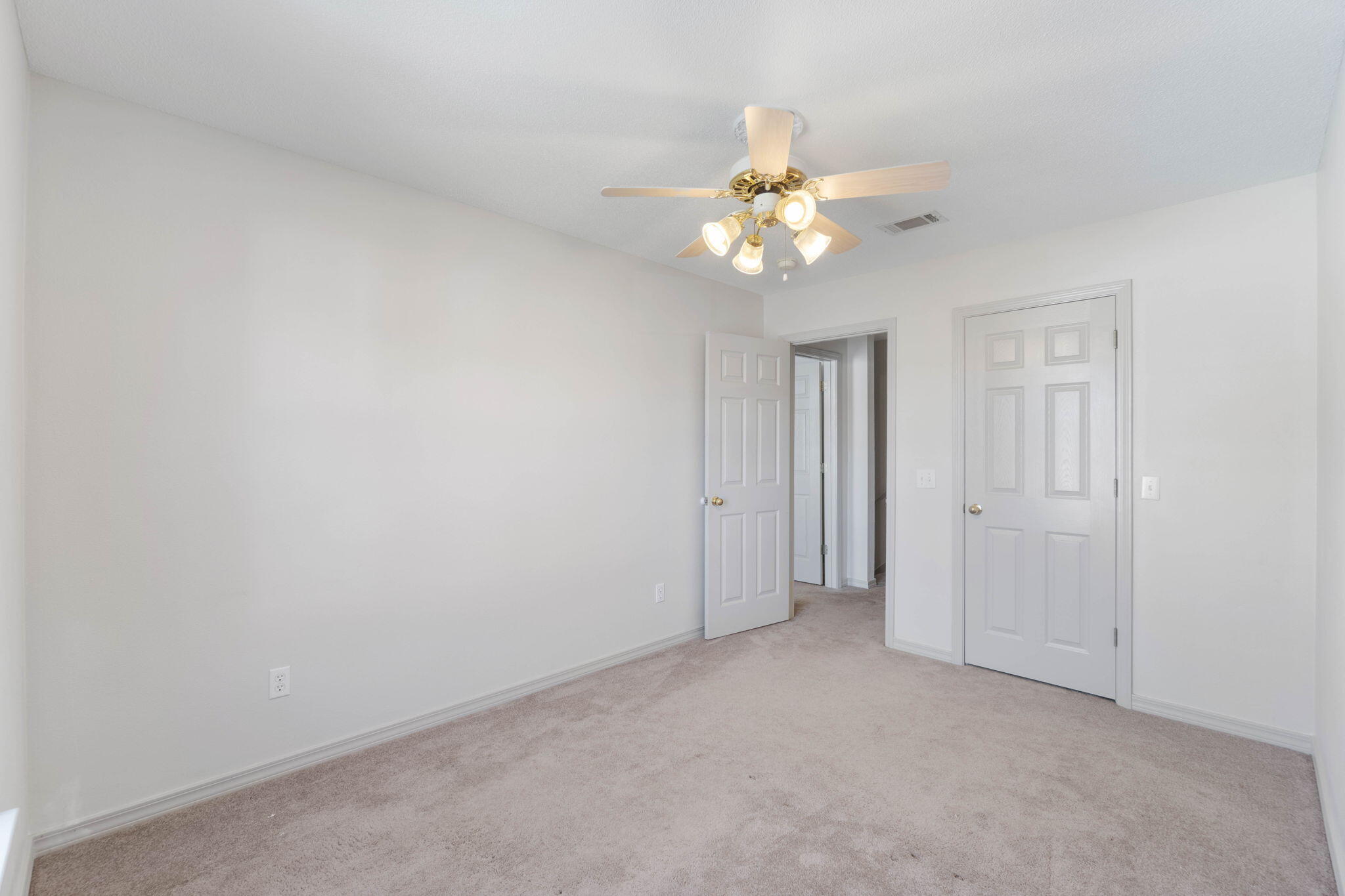 THE COTTAGES OF HAMILTON BRIDGE - Residential Lease