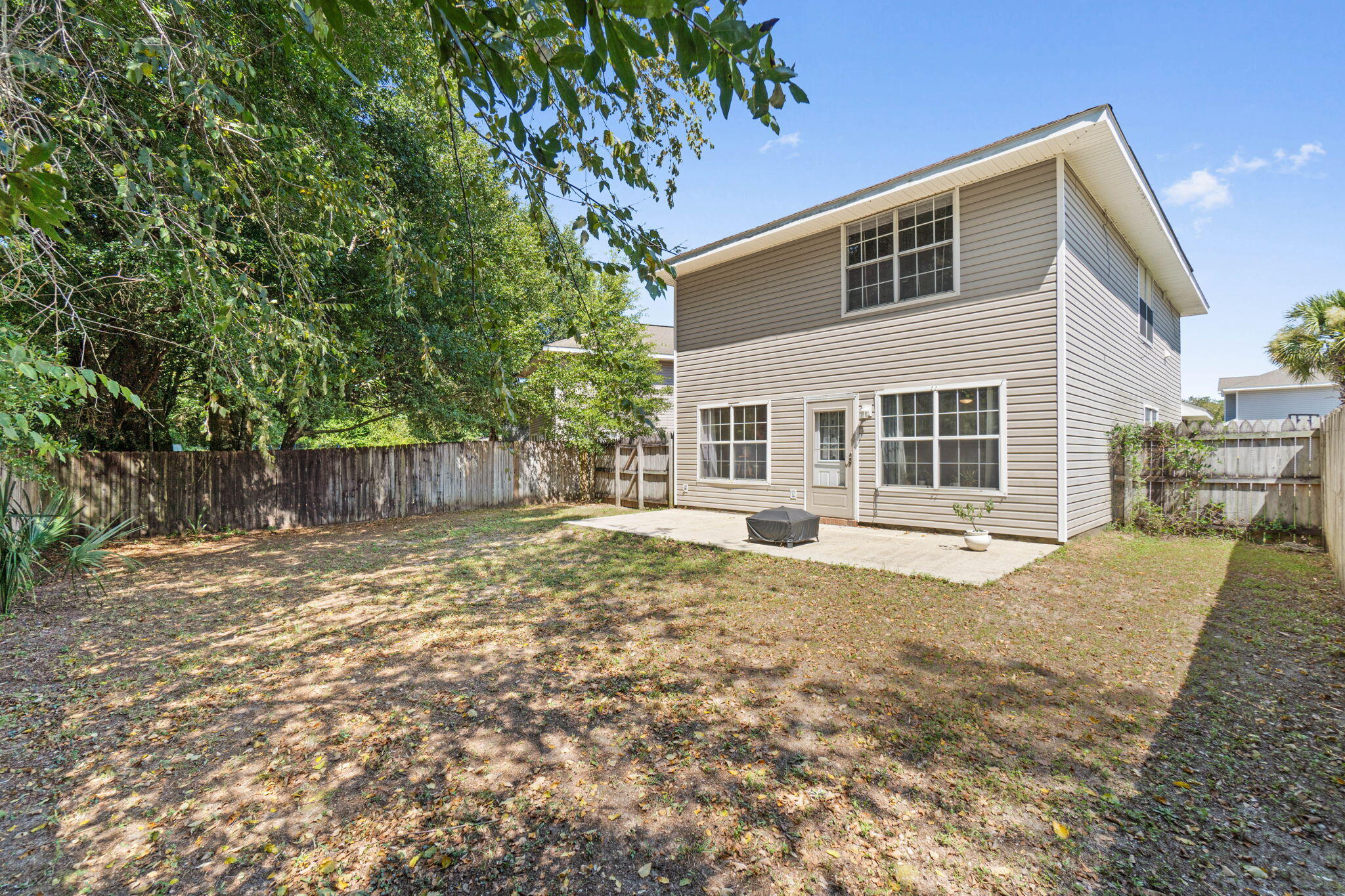 THE COTTAGES OF HAMILTON BRIDGE - Residential Lease