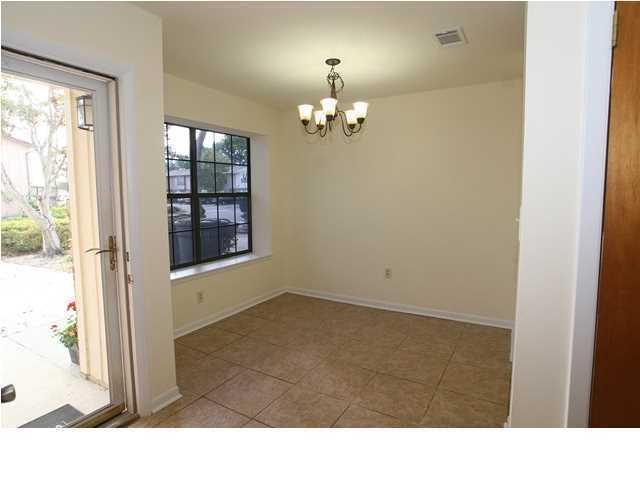 VIKING MANOR PH 1 - Residential Lease