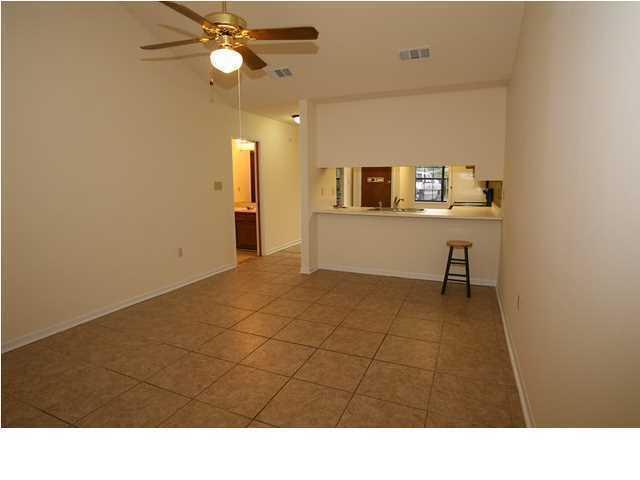 VIKING MANOR PH 1 - Residential Lease