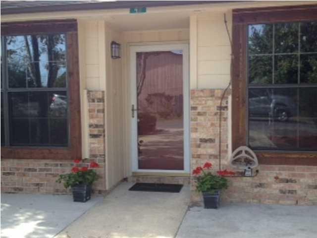 VIKING MANOR PH 1 - Residential Lease