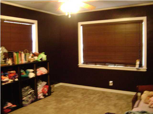 OAK LAWN - Residential