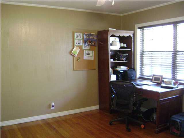 OAK LAWN - Residential